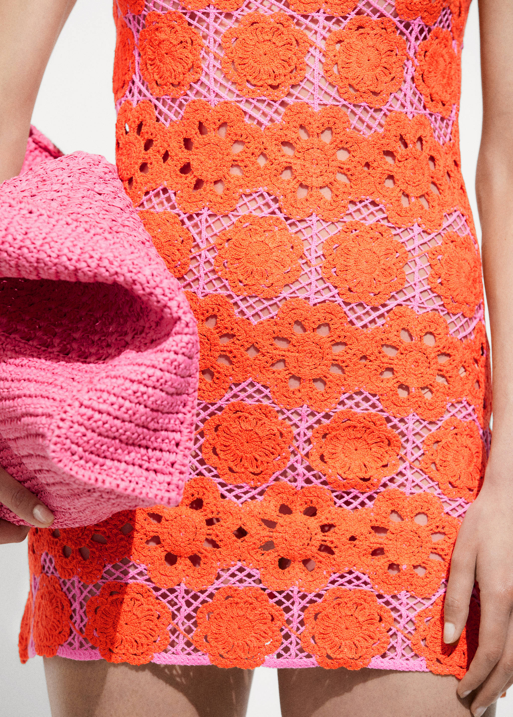 Floral crochet dress - Medium plane