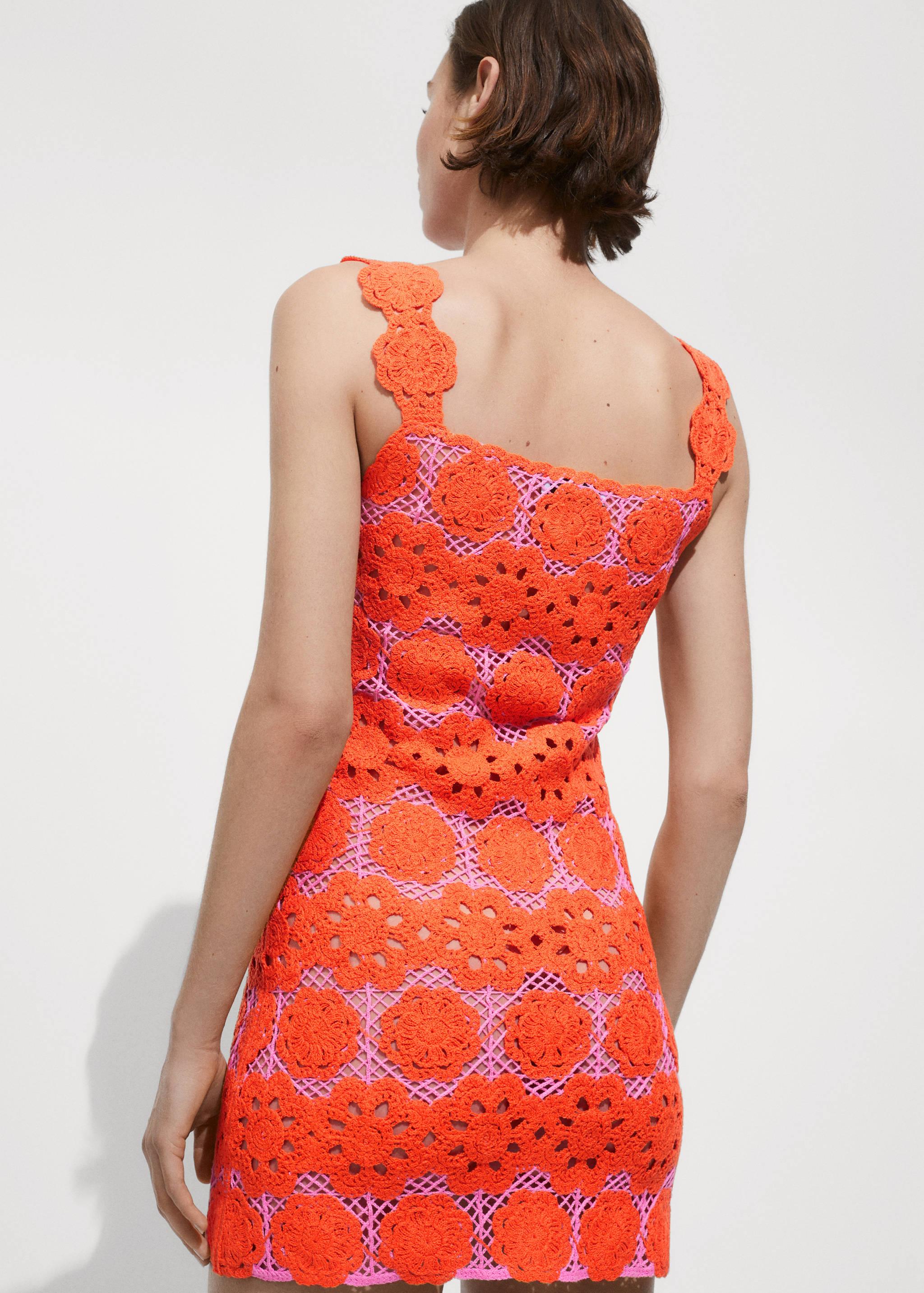 Floral crochet dress - Reverse of the article