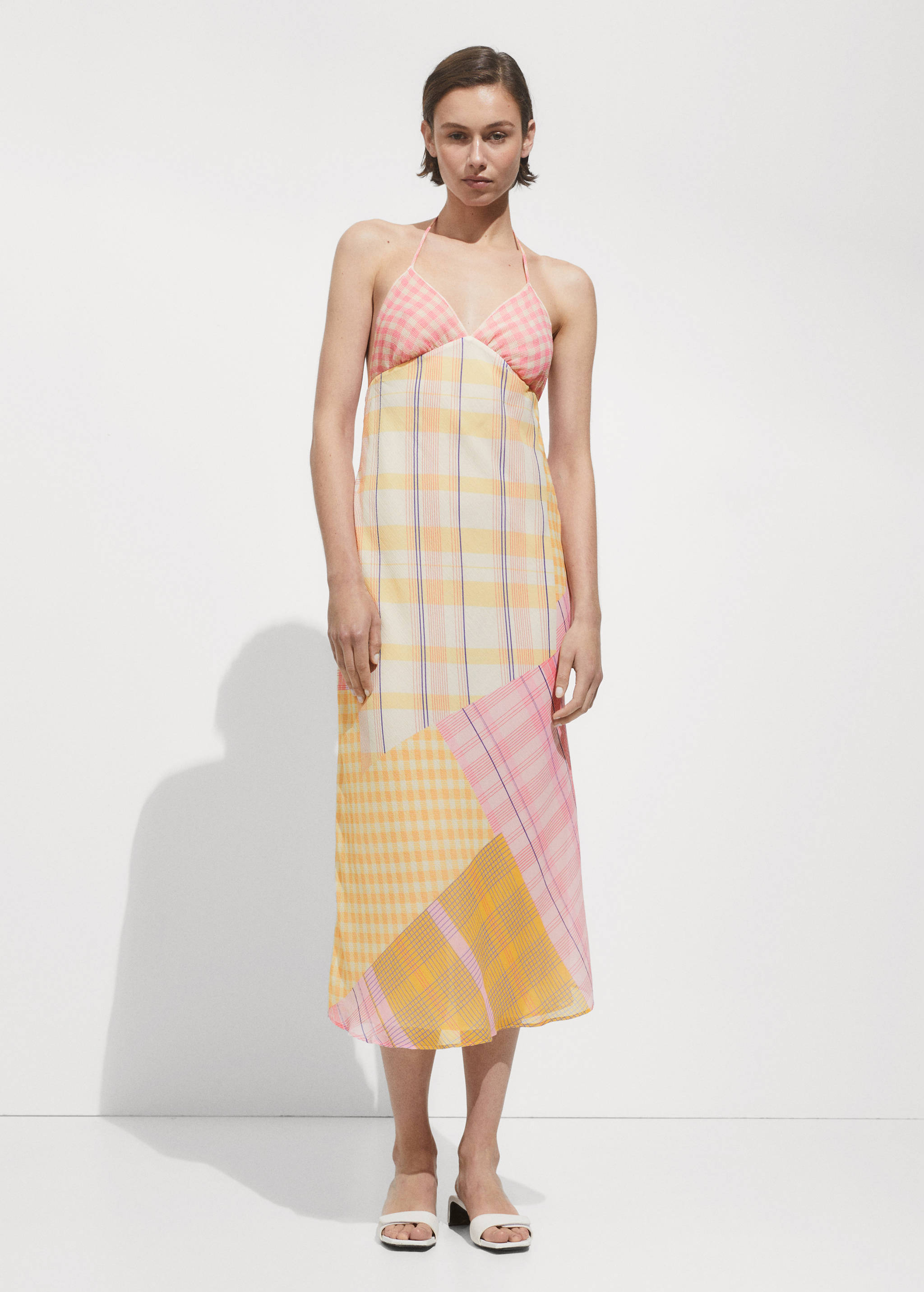 Vestido halter estampado - Plano general