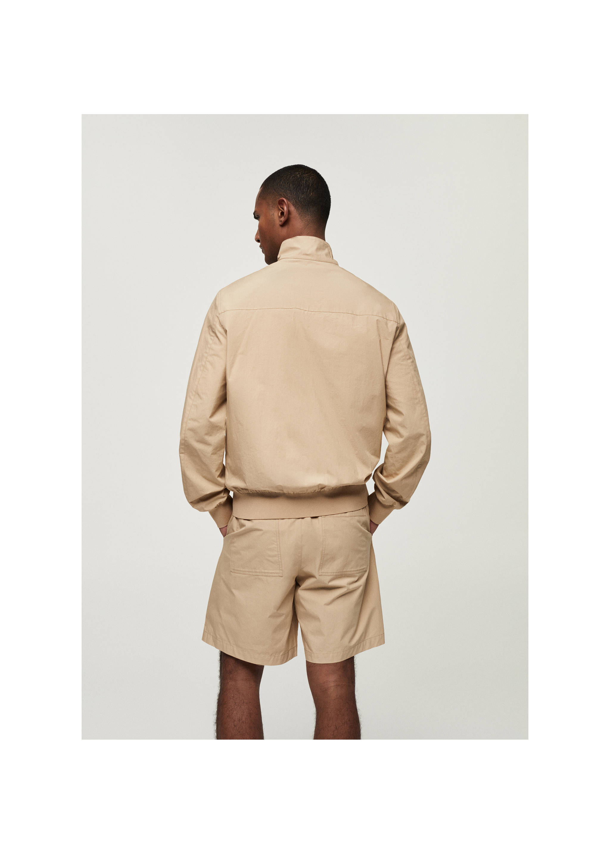 100% cotton jacket with pockets - Reverse of the article, Beige. Ref: 77000569-00.