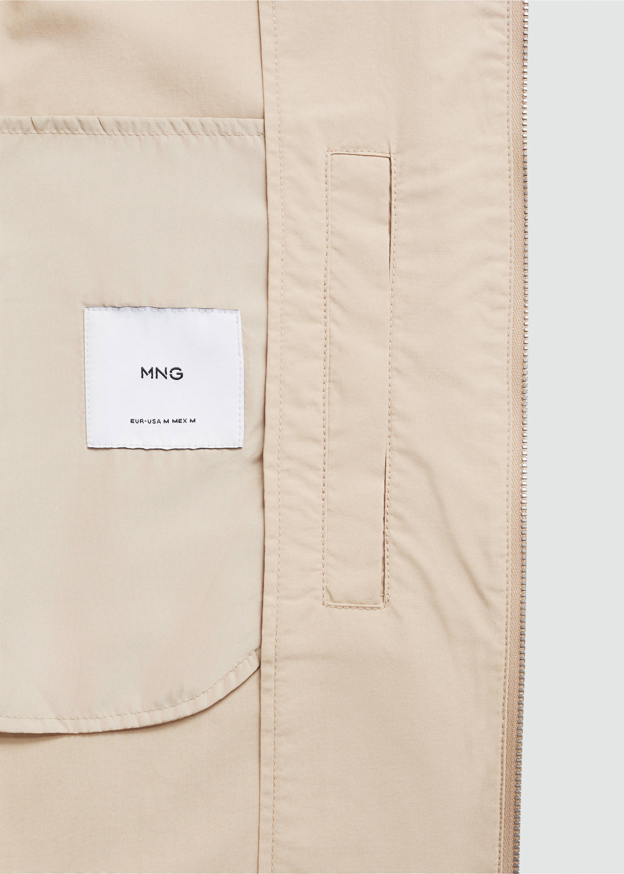 100% cotton jacket with pockets - Details of the article 8, Beige. Ref: 77000569-00.