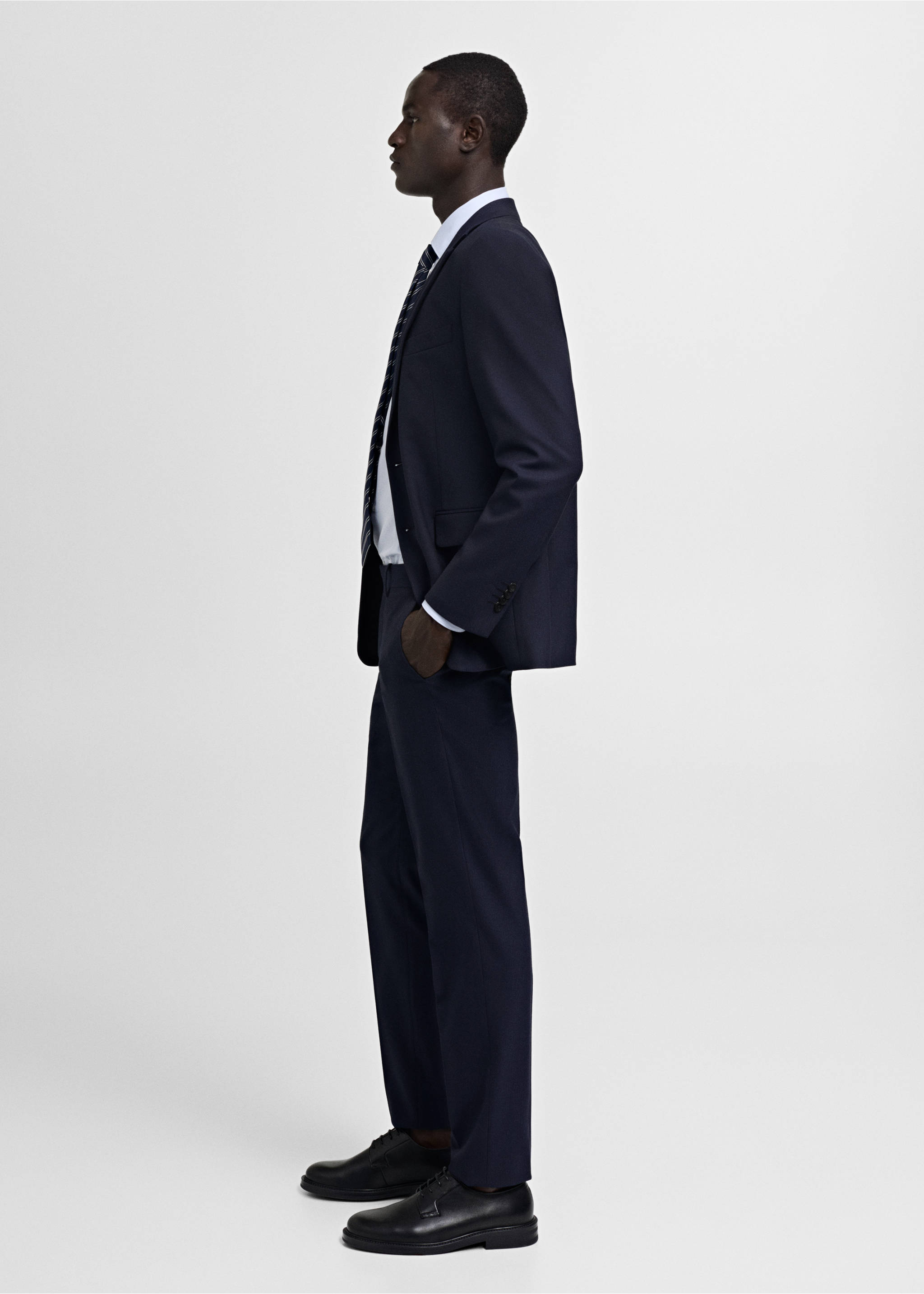 Stretch-fabric slim-fit suit trousers - Details of the article 1, Dark Navy. Ref: 77000573-00.