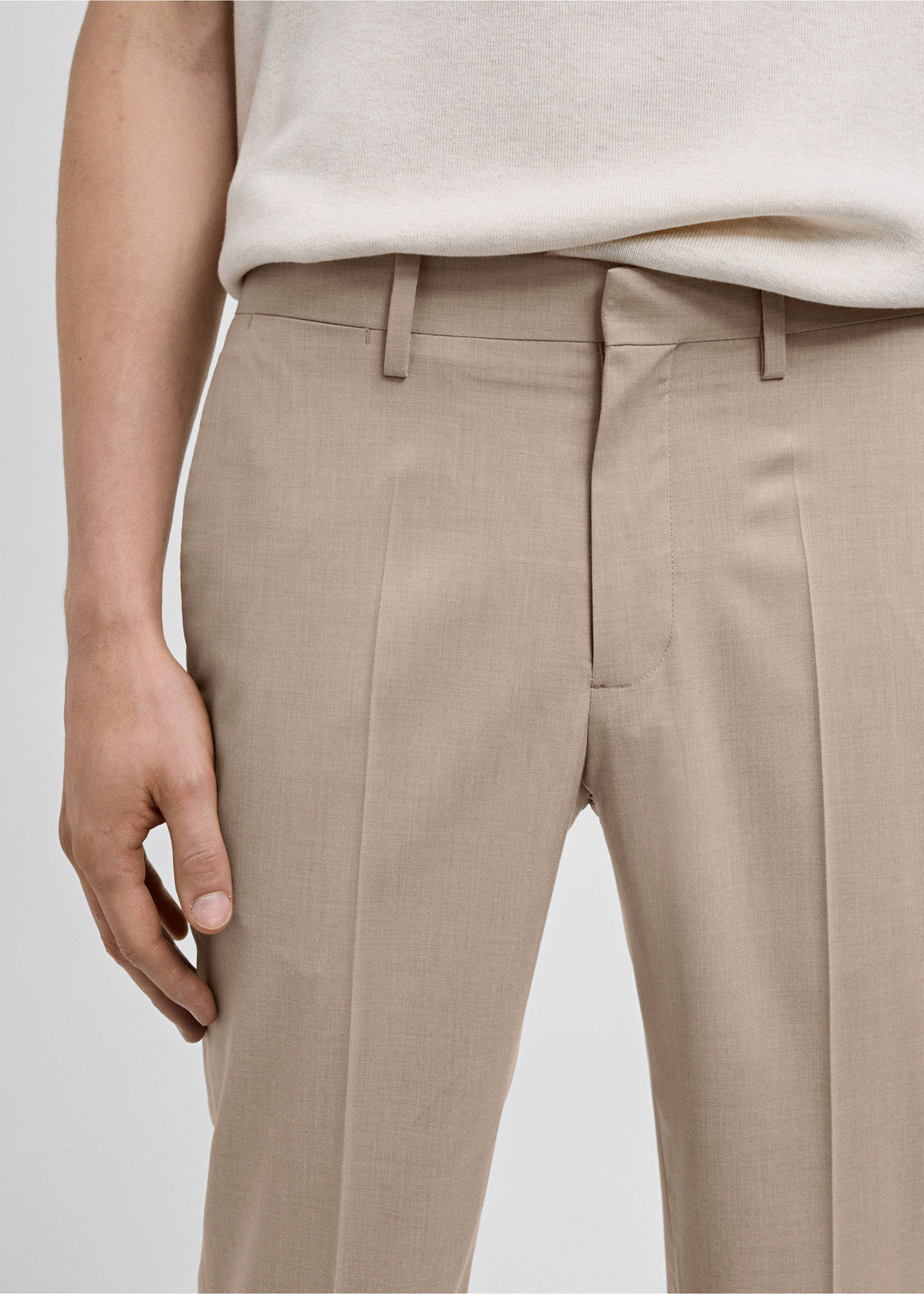Super Slim Fit-Anzughose aus Stretchstoff - Detail des Artikels 1, Beige. Ref: 77000580-00.
