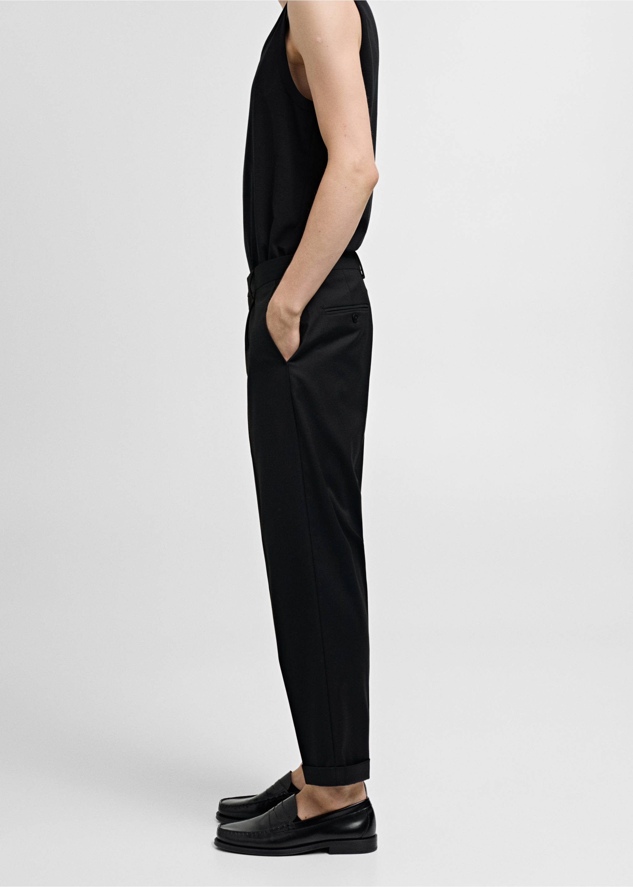 Regular fit suit trousers - Details of the article 2, Black. Ref: 77000584-00.