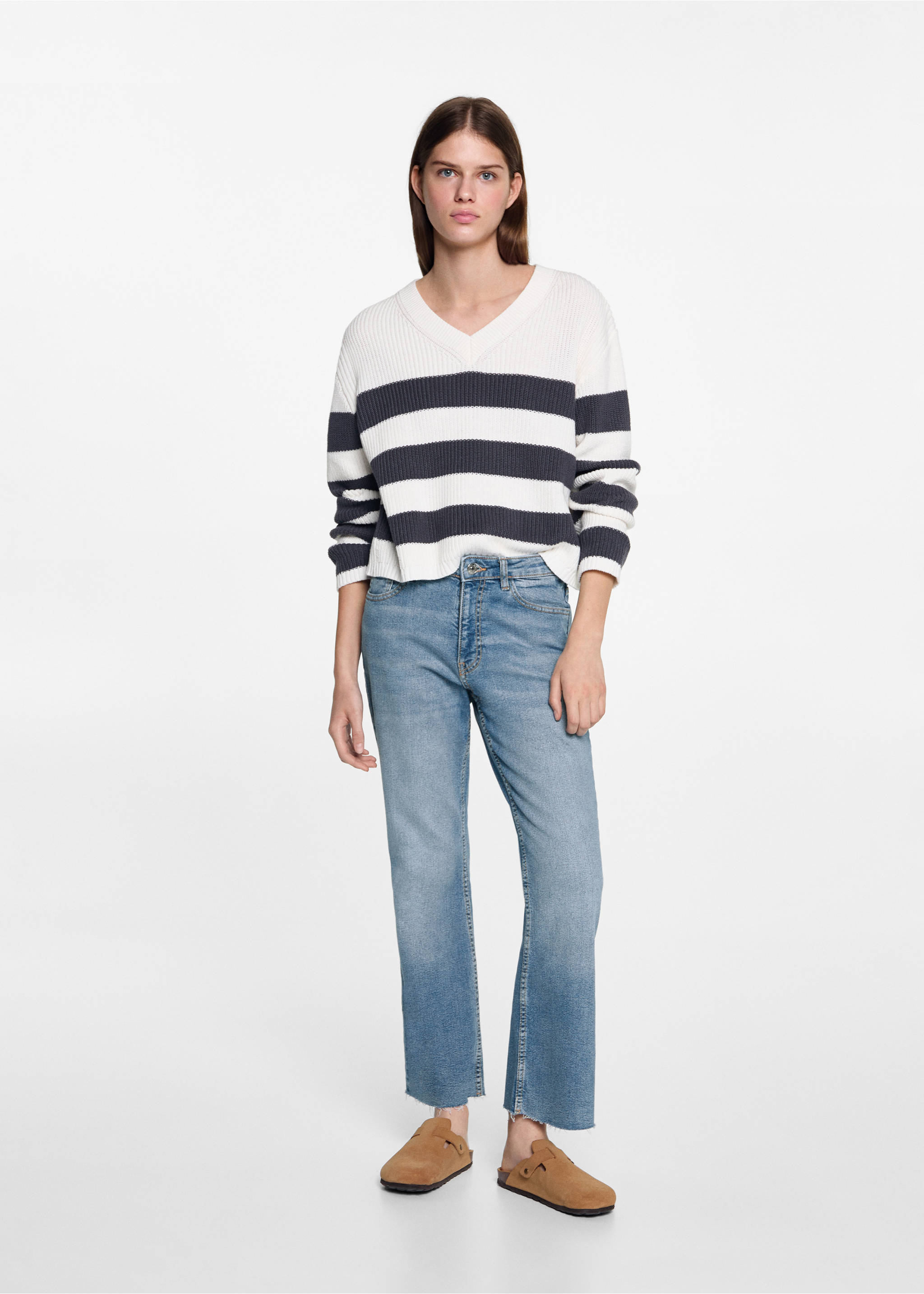 Flared finished jeans - General plane, Medium Blue. Ref: 77000617-00.