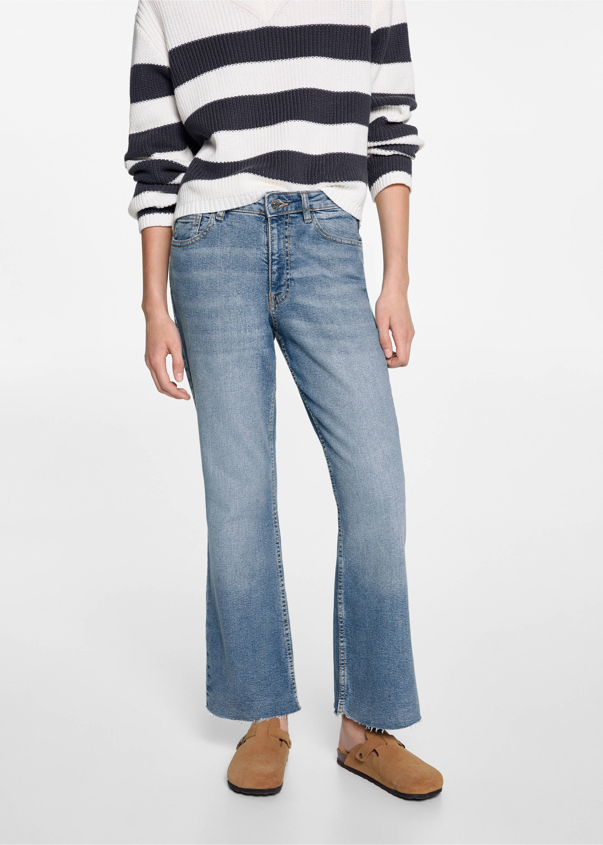 Flared finished jeans - Medium plane, Medium Blue. Ref: 77000617-00.