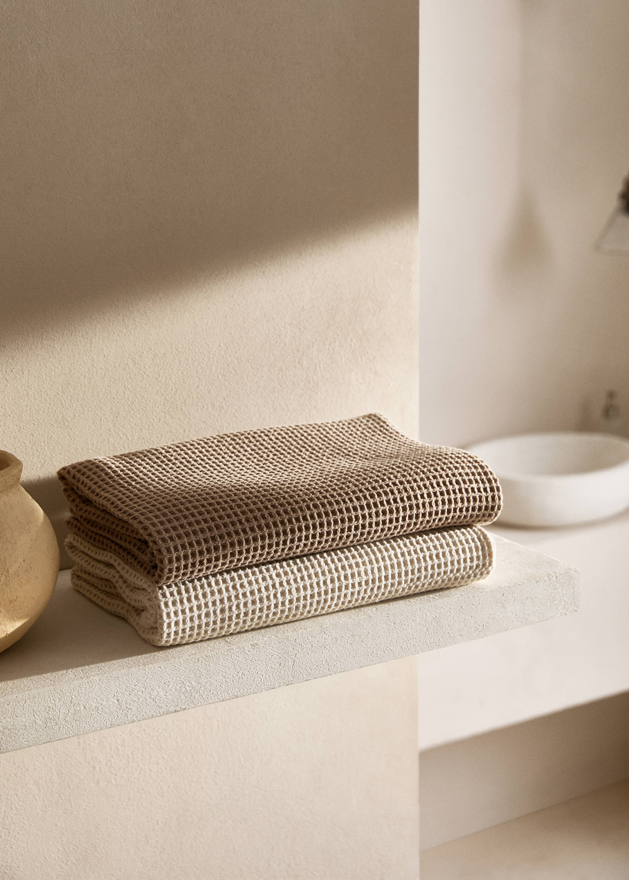 Washed waffle bath towel - General plane