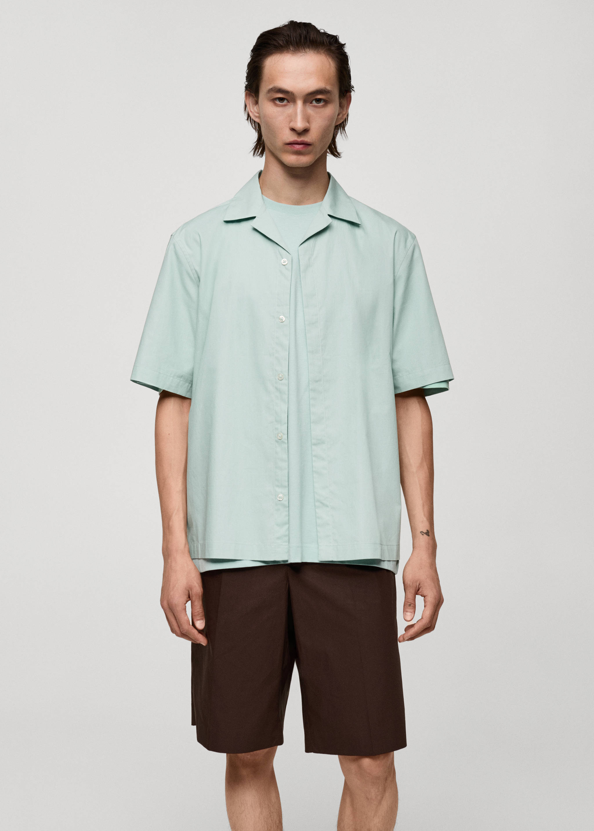 Camisa cuello bowling 100% algodón - Plano medio