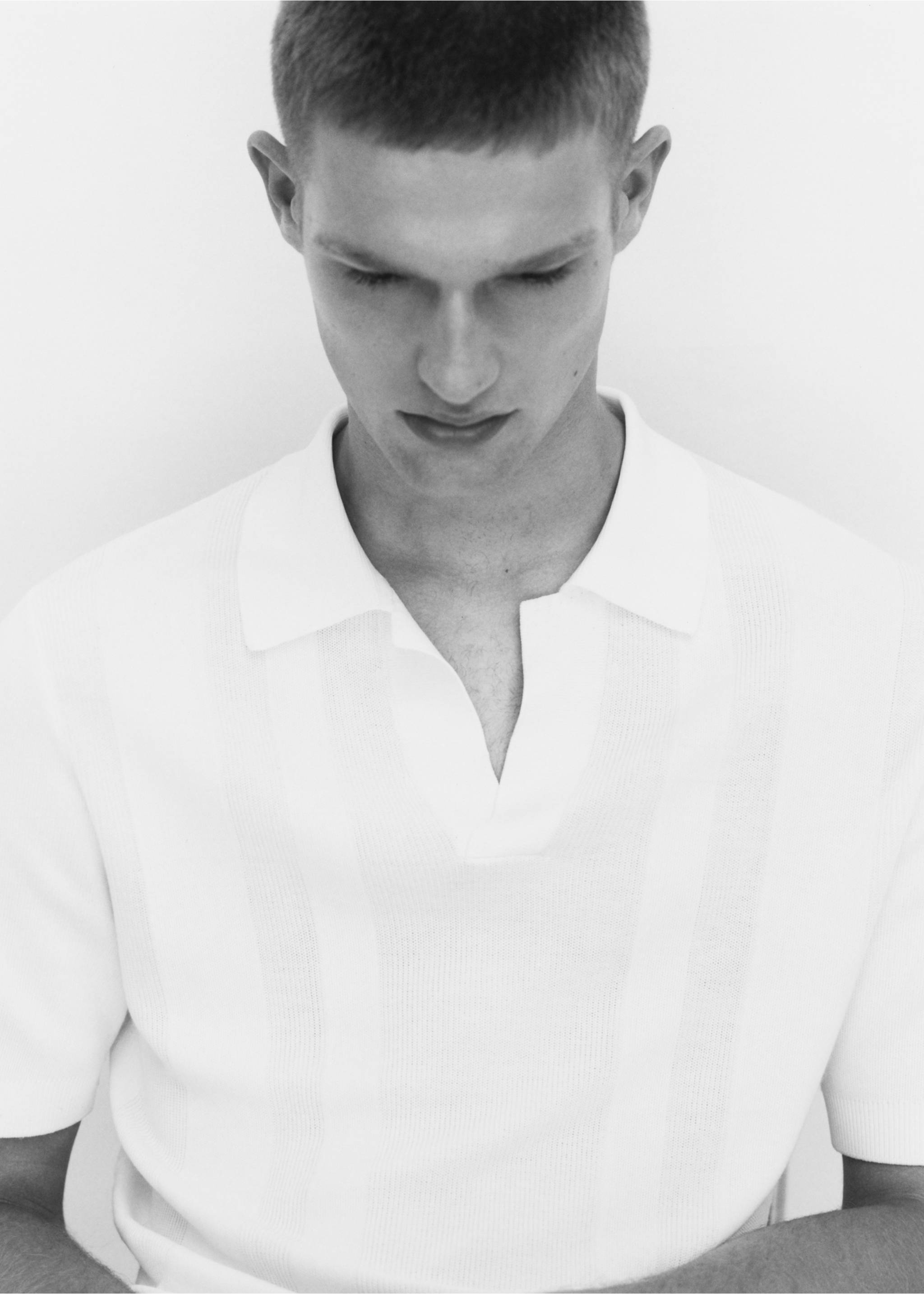 Polo maille côtelée - Détail de l'article 5, Blanc cassé. Ref: 77002540-00.