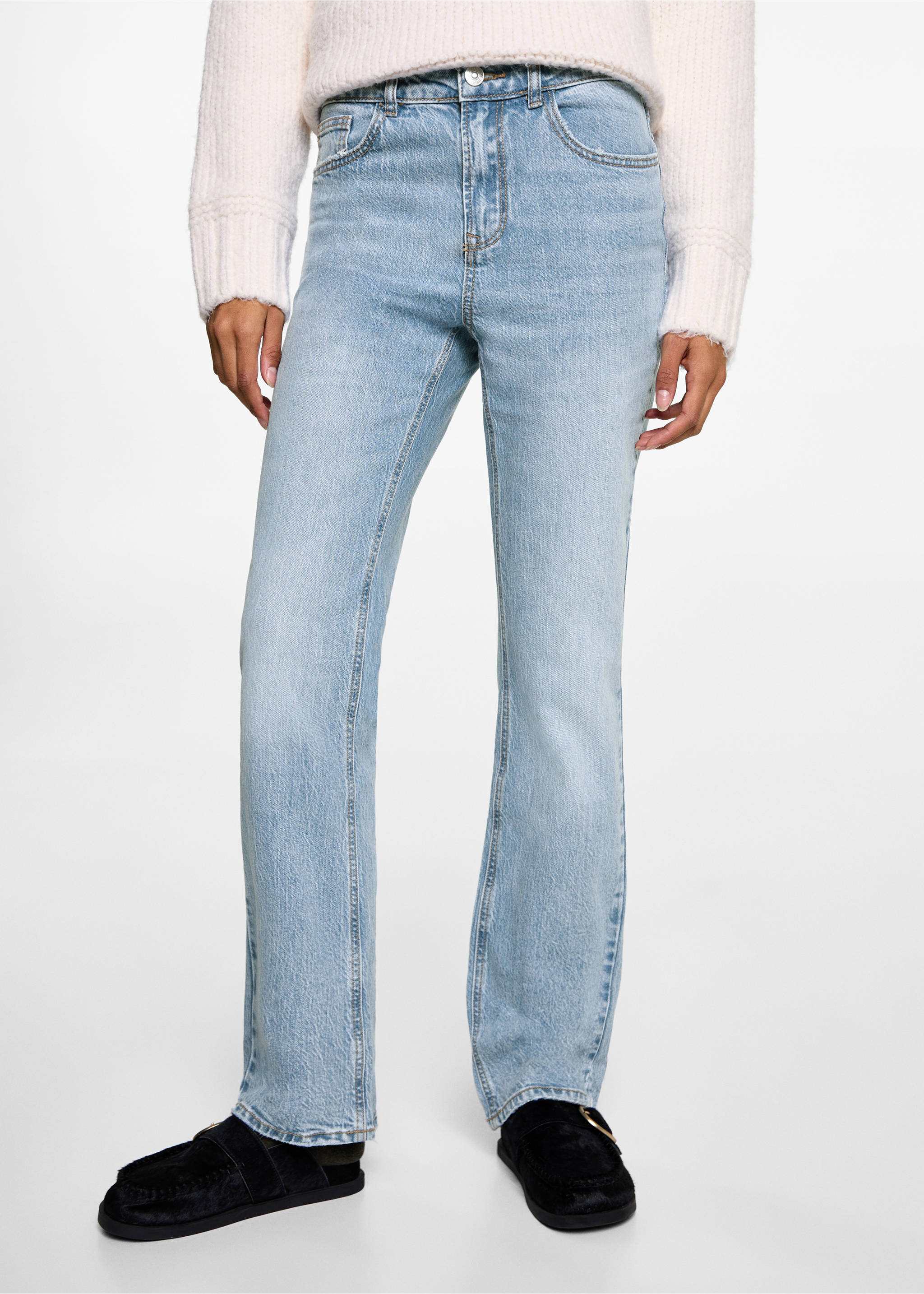 Regular-fit jeans - Details of the article 6, Medium Blue. Ref: 77002543-00.