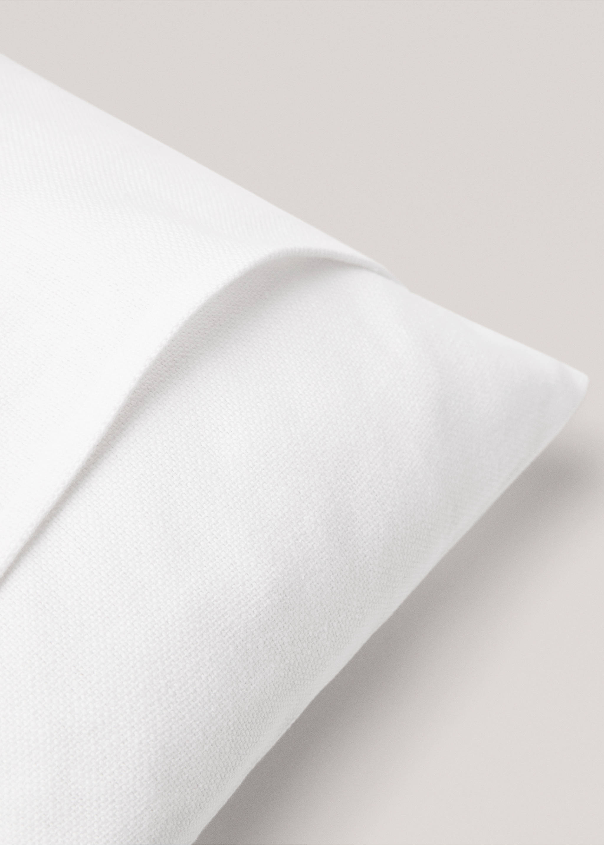 Kuddfodral i enfärgad bomull 45x45 cm - Detaljer om artikeln 4, Benvit. Ref: 77002550-00.