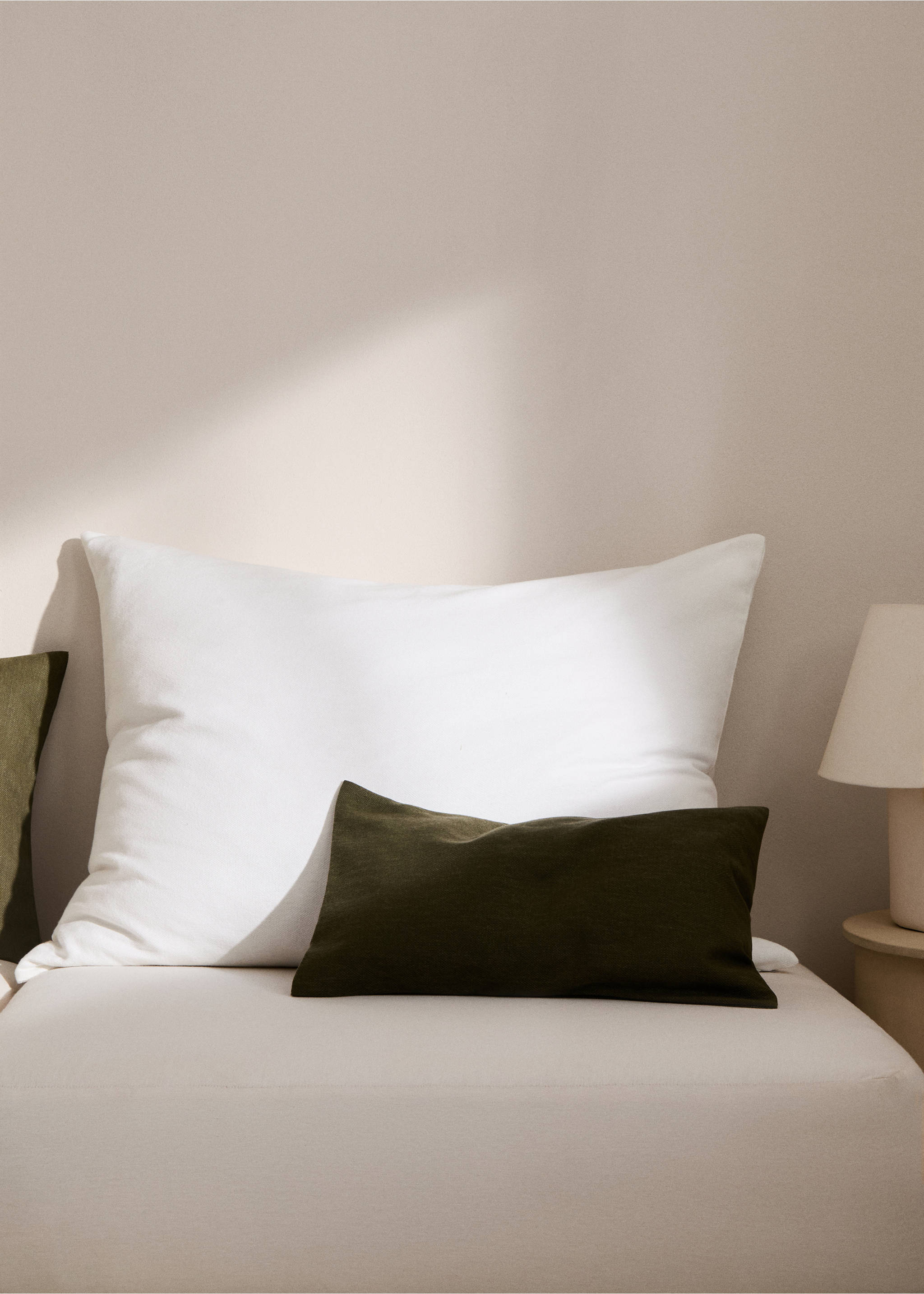 Kissenbezug aus Baumwolle mit Textur, 70 x 90 cm - Allgemeine Ansicht, Cremeweiß. Ref: 77002552-00.