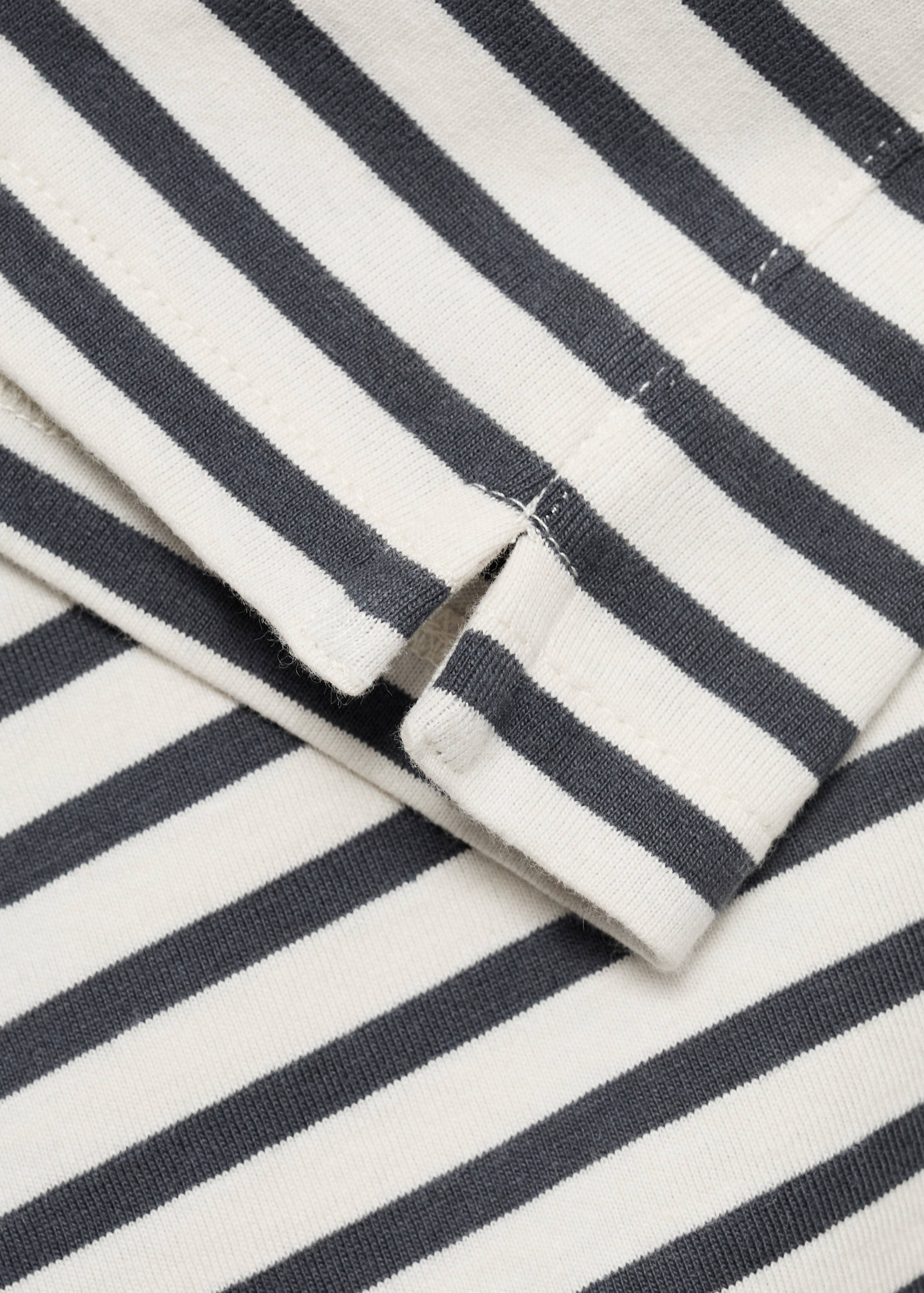 Gestreiftes Baumwoll-Shirt - Detail des Artikels 0