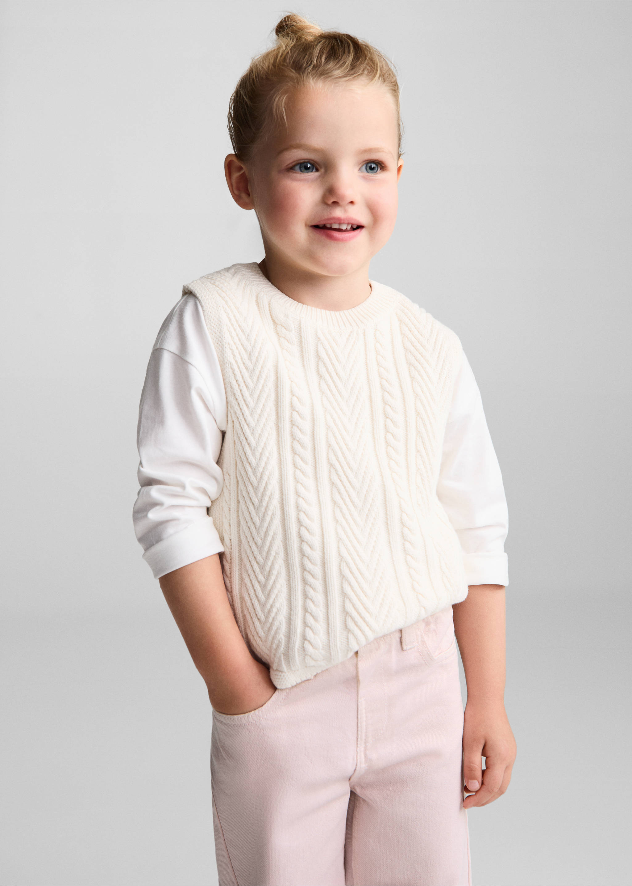 Jean paperbag - Plan moyen, Rose. Ref: 77003272-00.