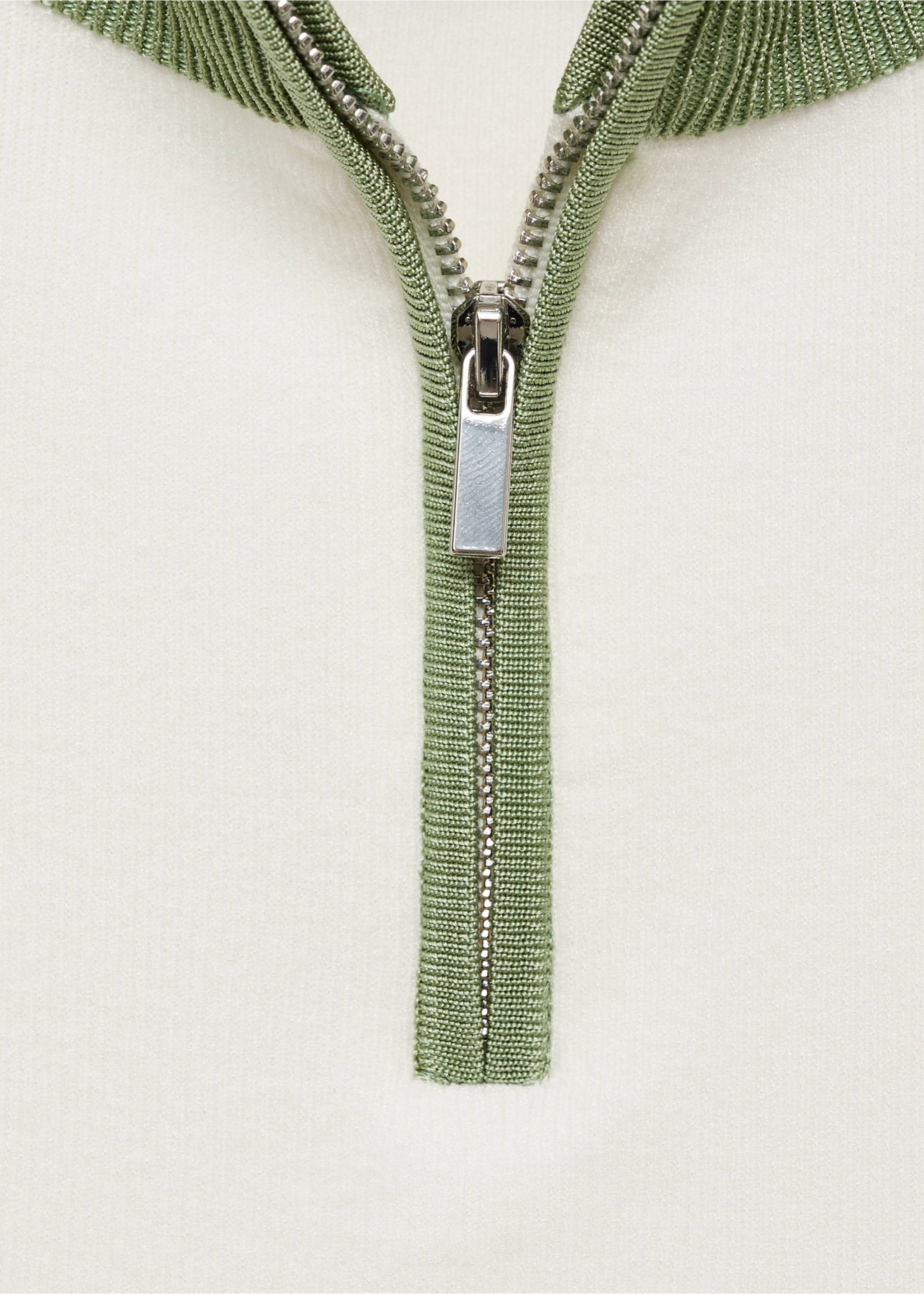 Zip neck jumper - Details of the article 8, Pastel Green. Ref: 77004016-00.