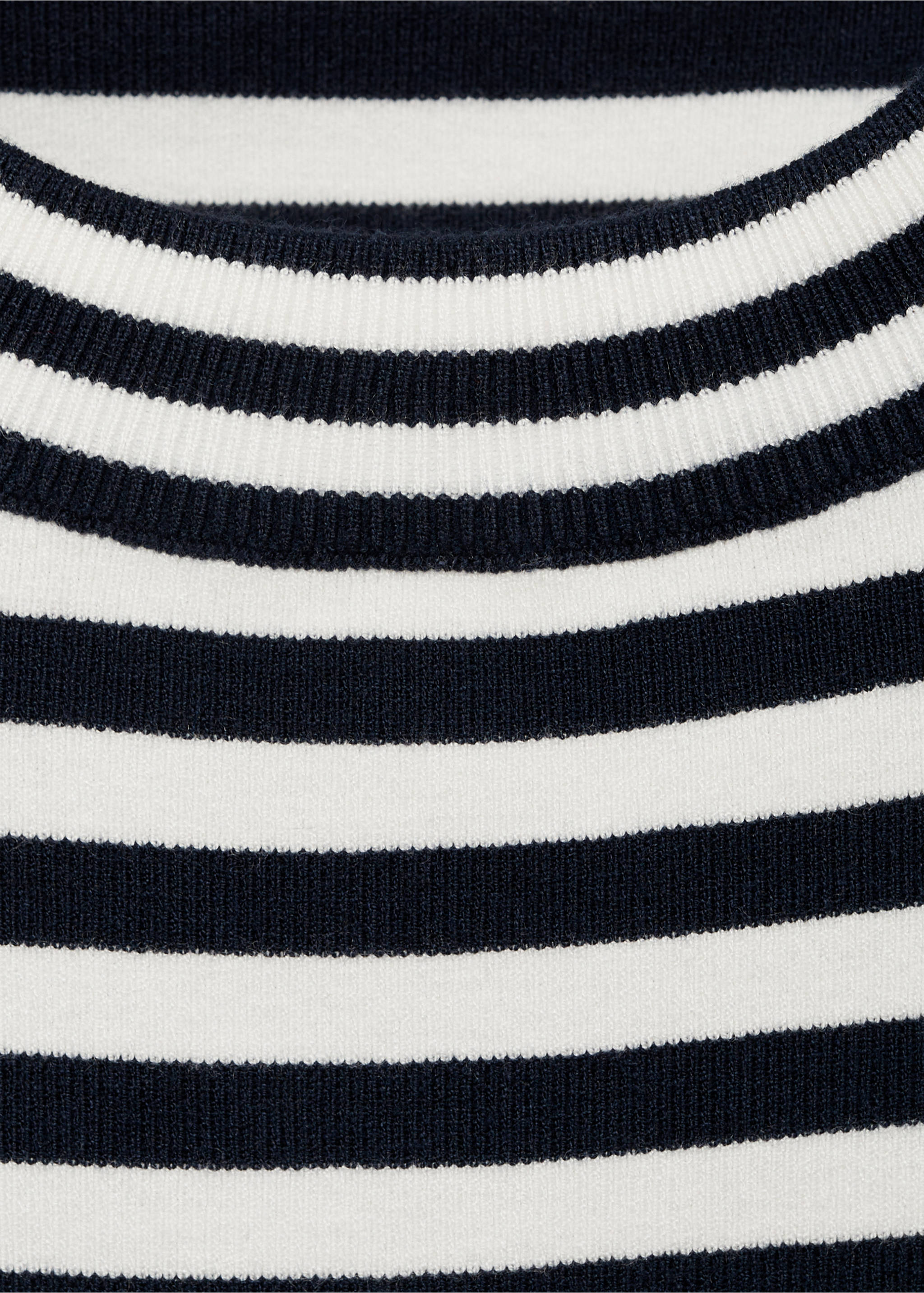 Striped crop T-shirt - Details of the article 8, Dark Navy. Ref: 77004018-00.