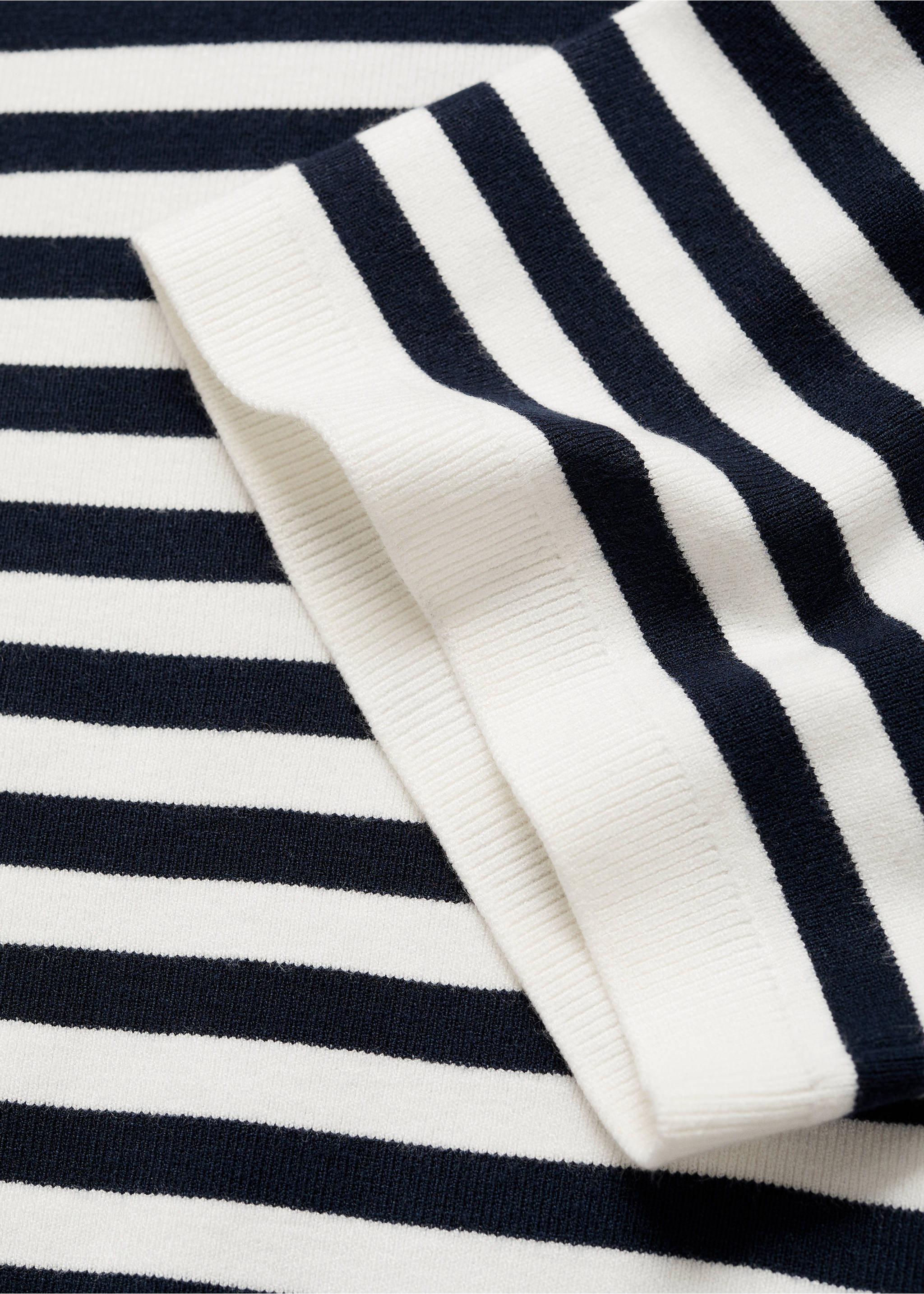 Striped crop T-shirt - Details of the article 0, Dark Navy. Ref: 77004018-00.
