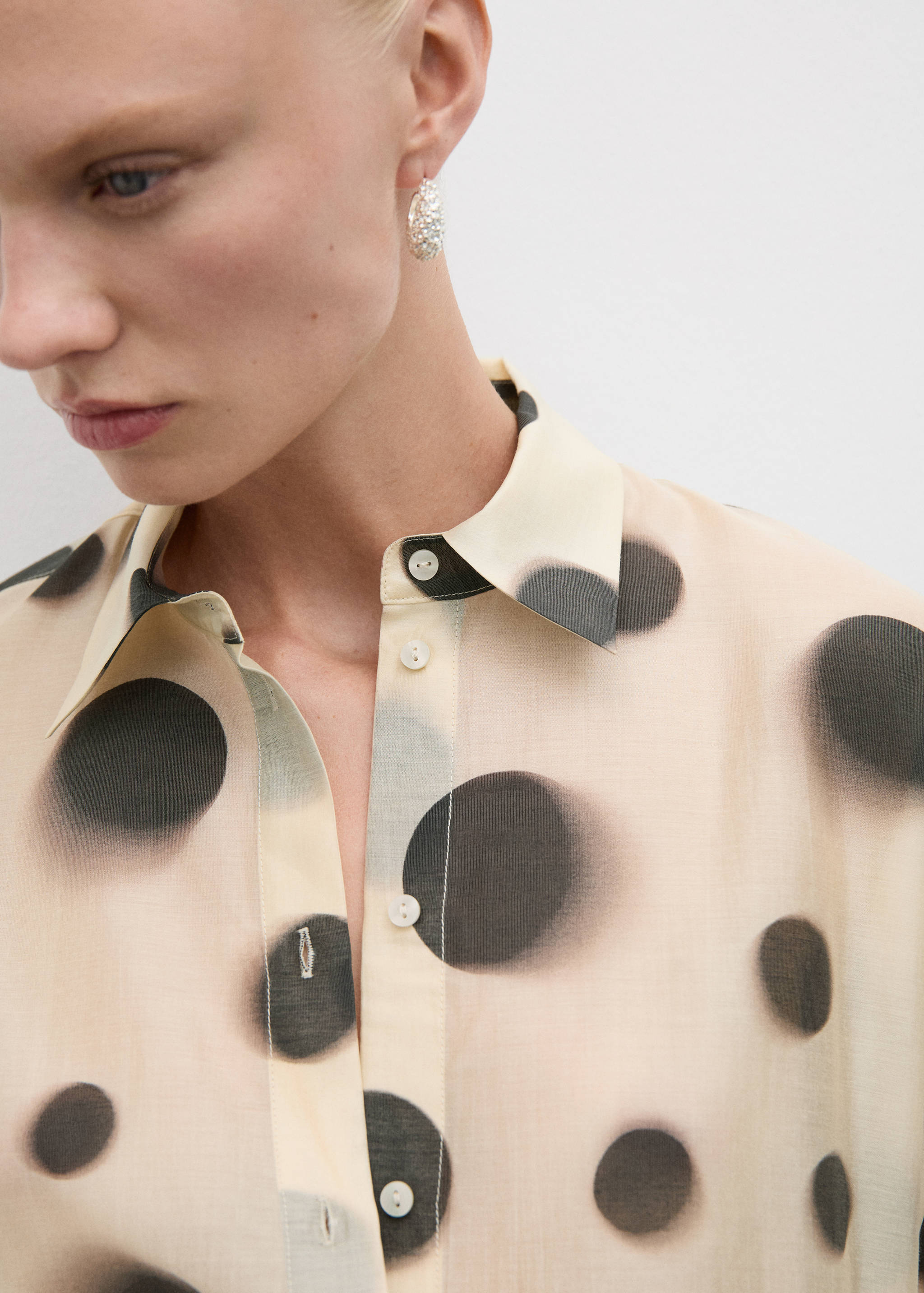Polka-dot lyocell shirt - Details of the article 1