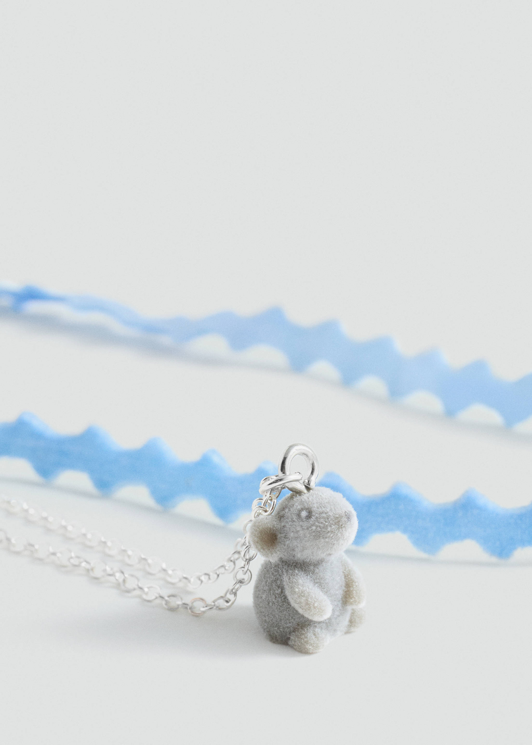 Halskette mit Mäuschen-Anhänger - Detail des Artikels 1
