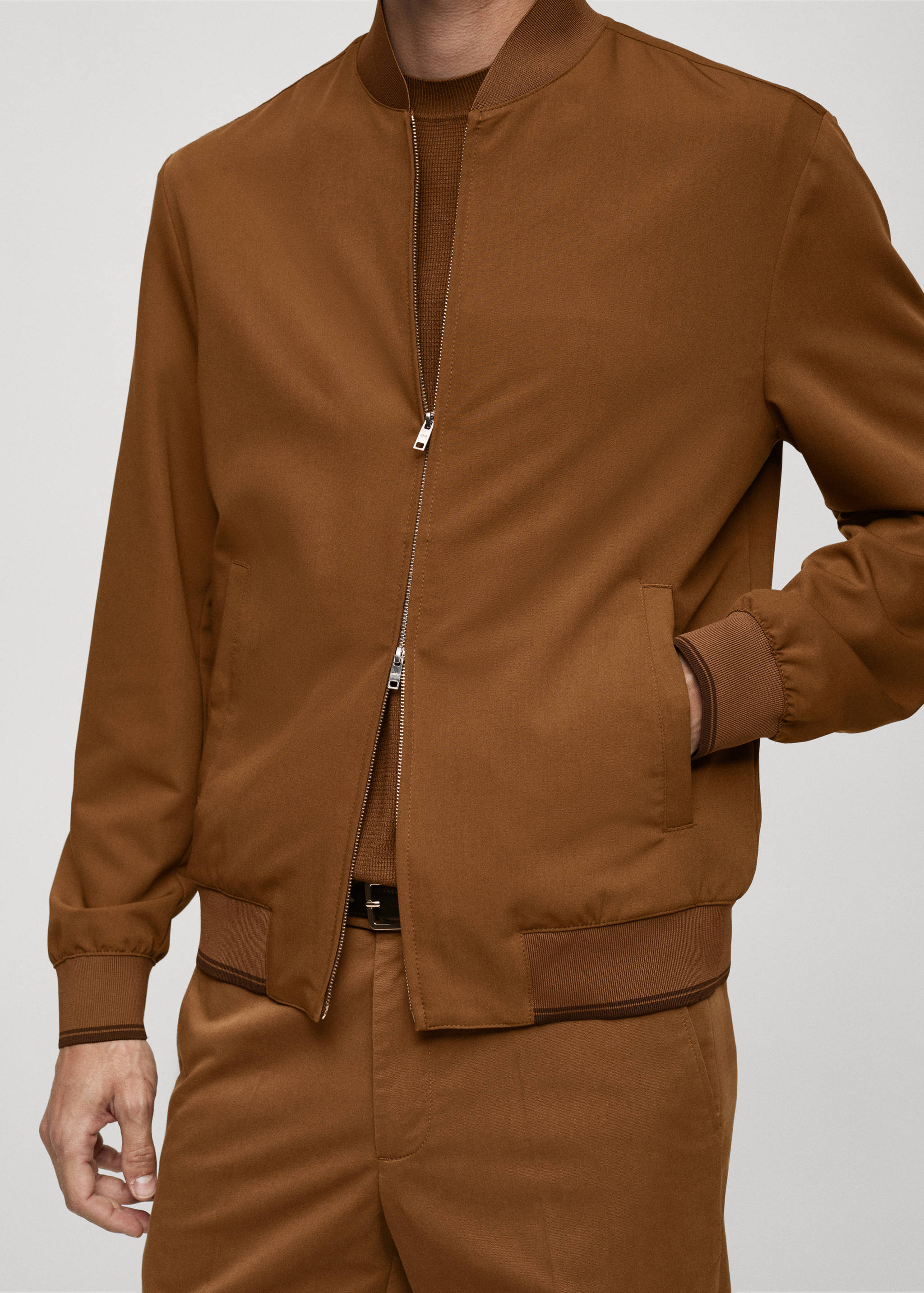 Jaqueta bomber teixit comfort strech - Detall de l'article 6