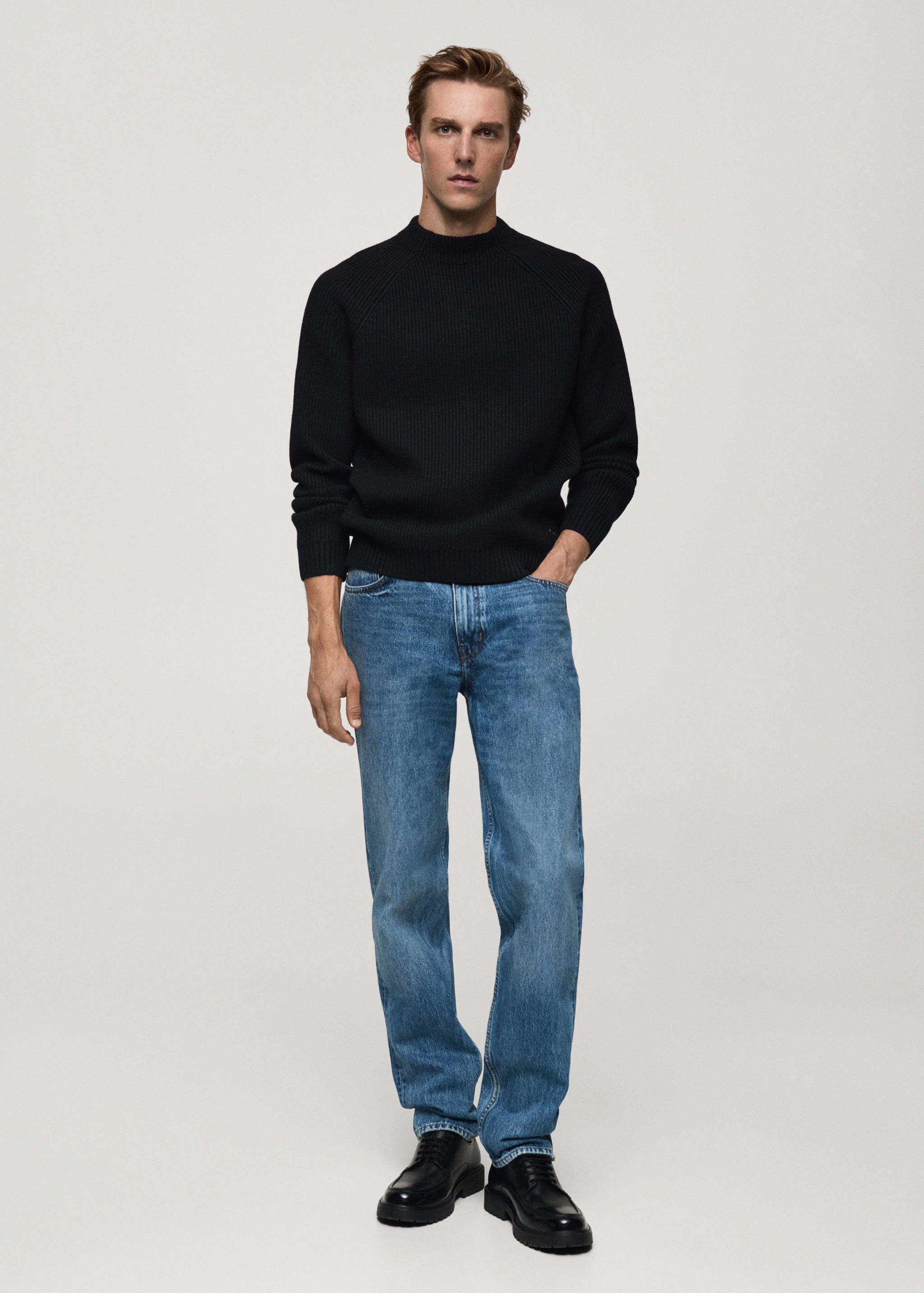 Regular fit medium wash Bob jeans - General plane