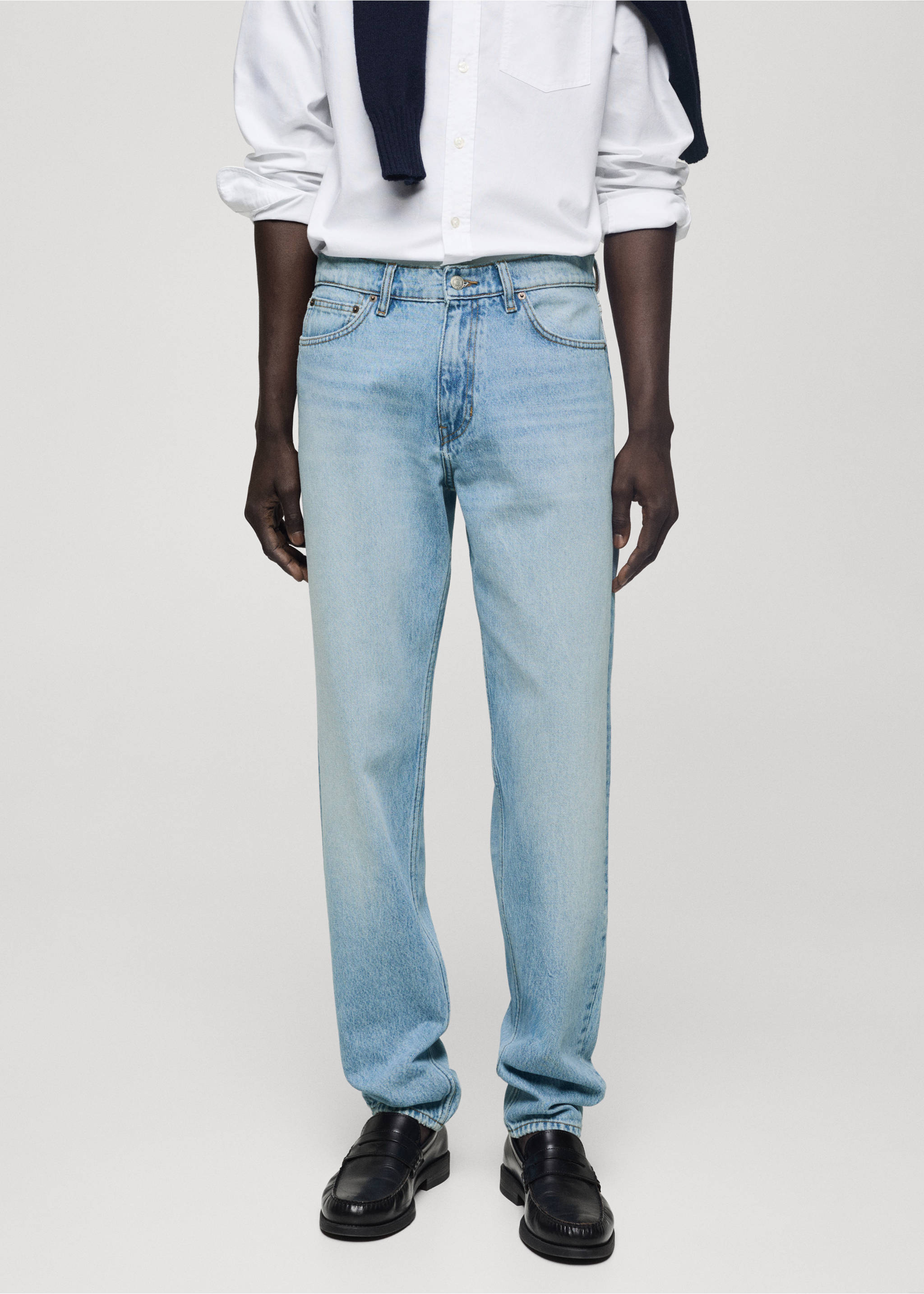 Bob regular-fit light-wash jeans - Medium plane, Medium Blue. Ref: 77004453-00.