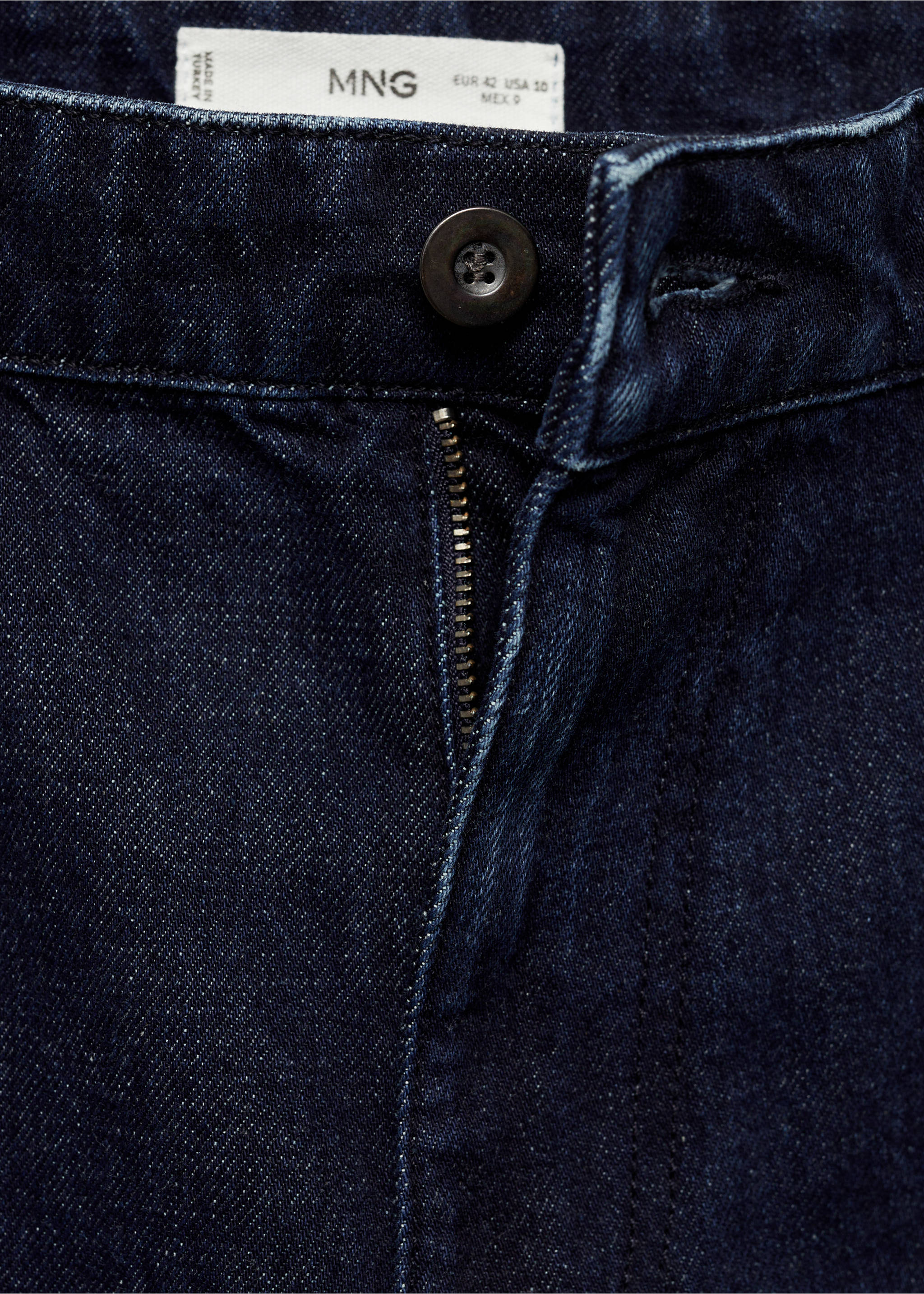 Relaxed Fit-Jeans mit dunkler Waschung - Detail des Artikels 8, Dunkelblau. Ref: 77004456-00.