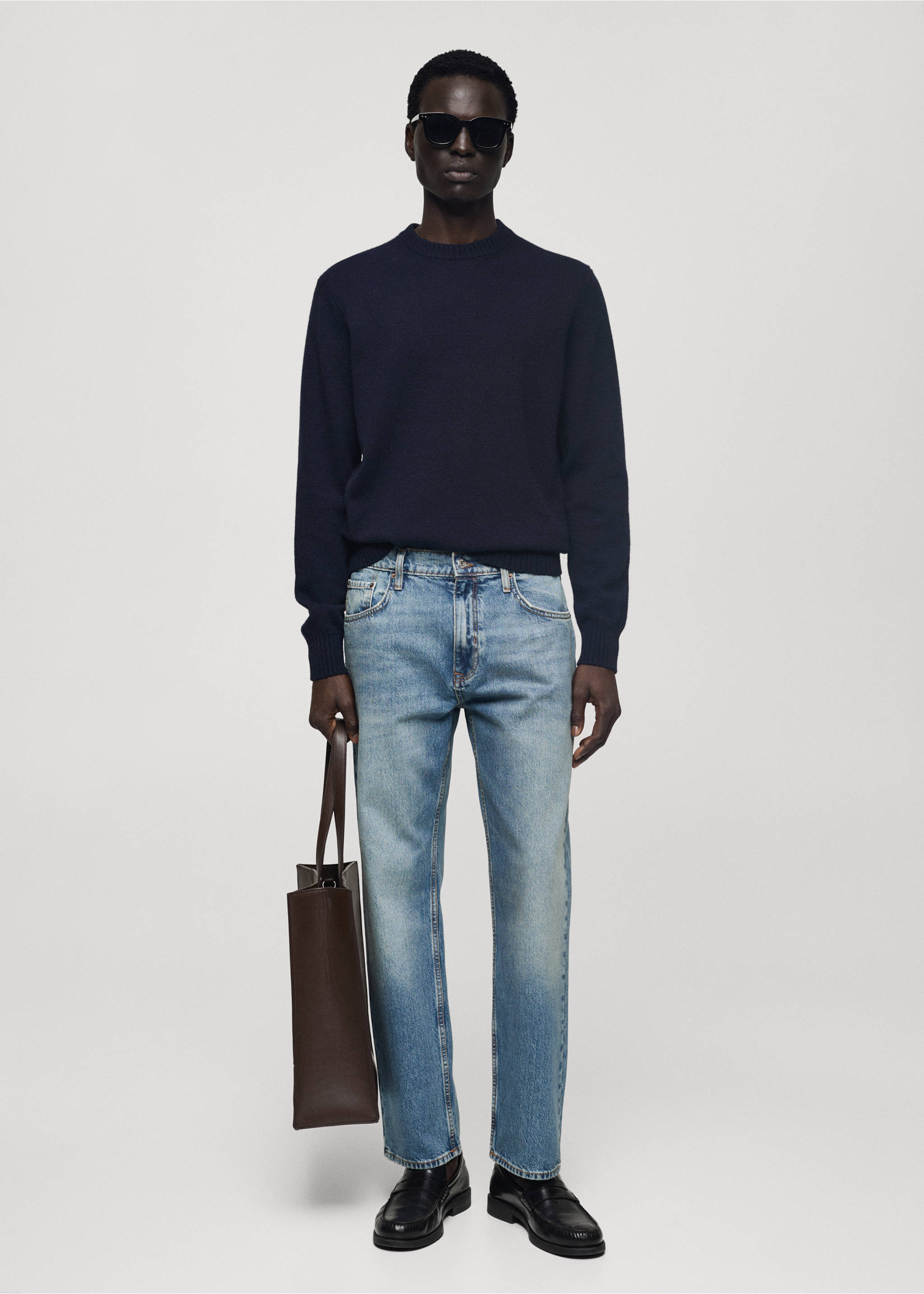 Ripped straight-fit light-wash jeans - General plane, Medium Vintage Blue. Ref: 77004458-00.