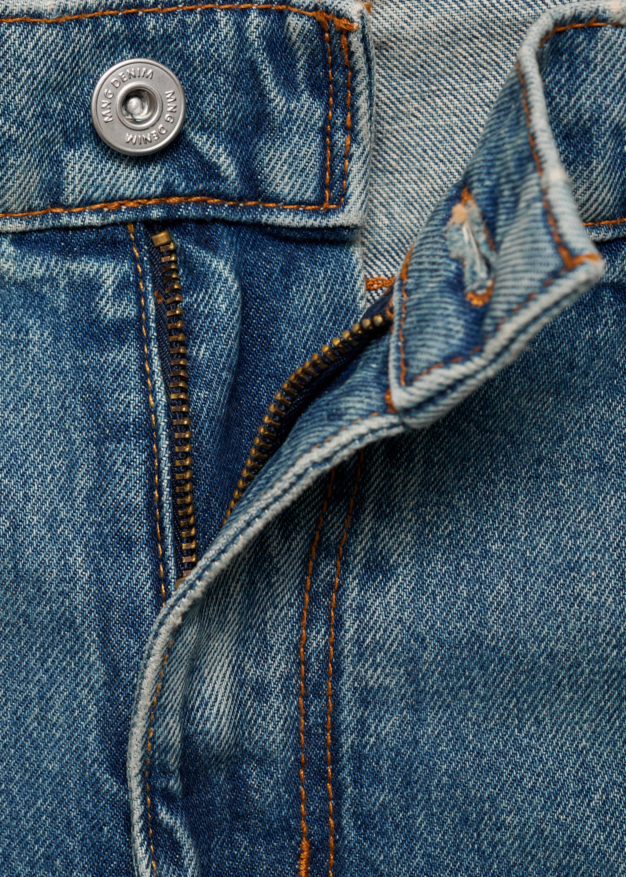 Calças de ganga straight fit com lavagem clara e pormenores rasgados - Pormenor do artigo 8