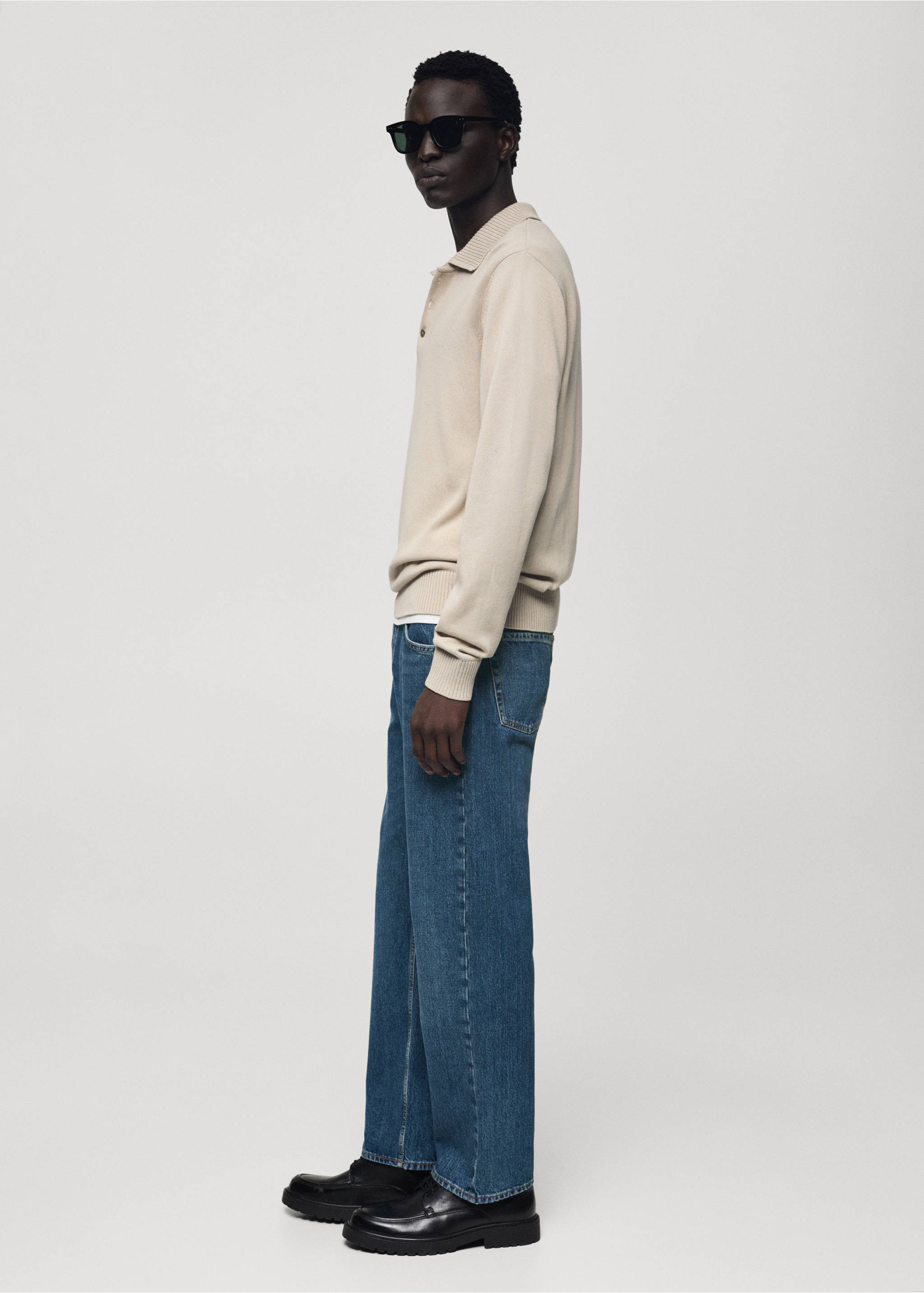 Dark wash straight fit jeans - Details of the article 2, Dark Blue. Ref: 77004459-00.