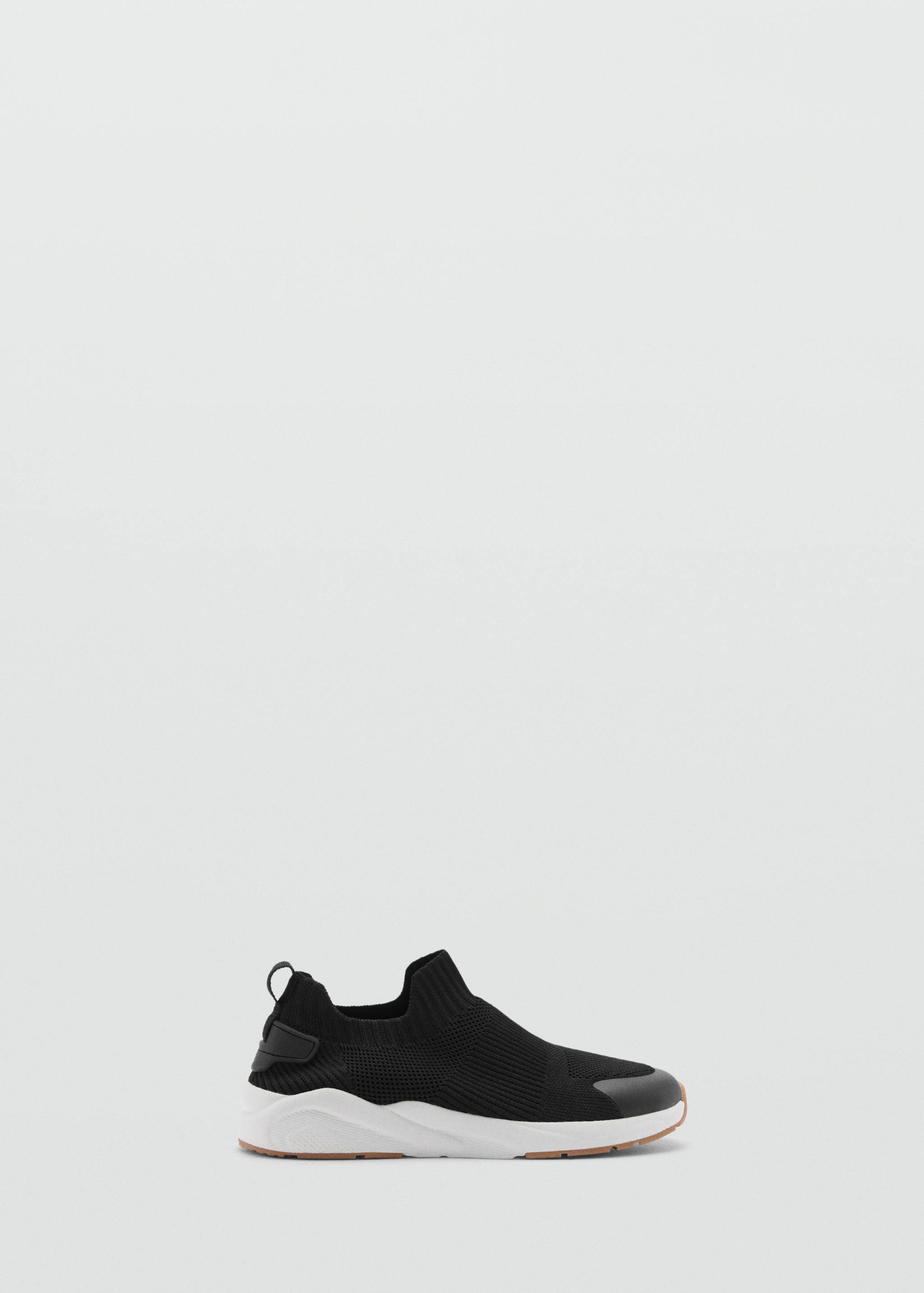 Buty sportowe z cholewką-skarpetą - Artykuł bez modela/modelki