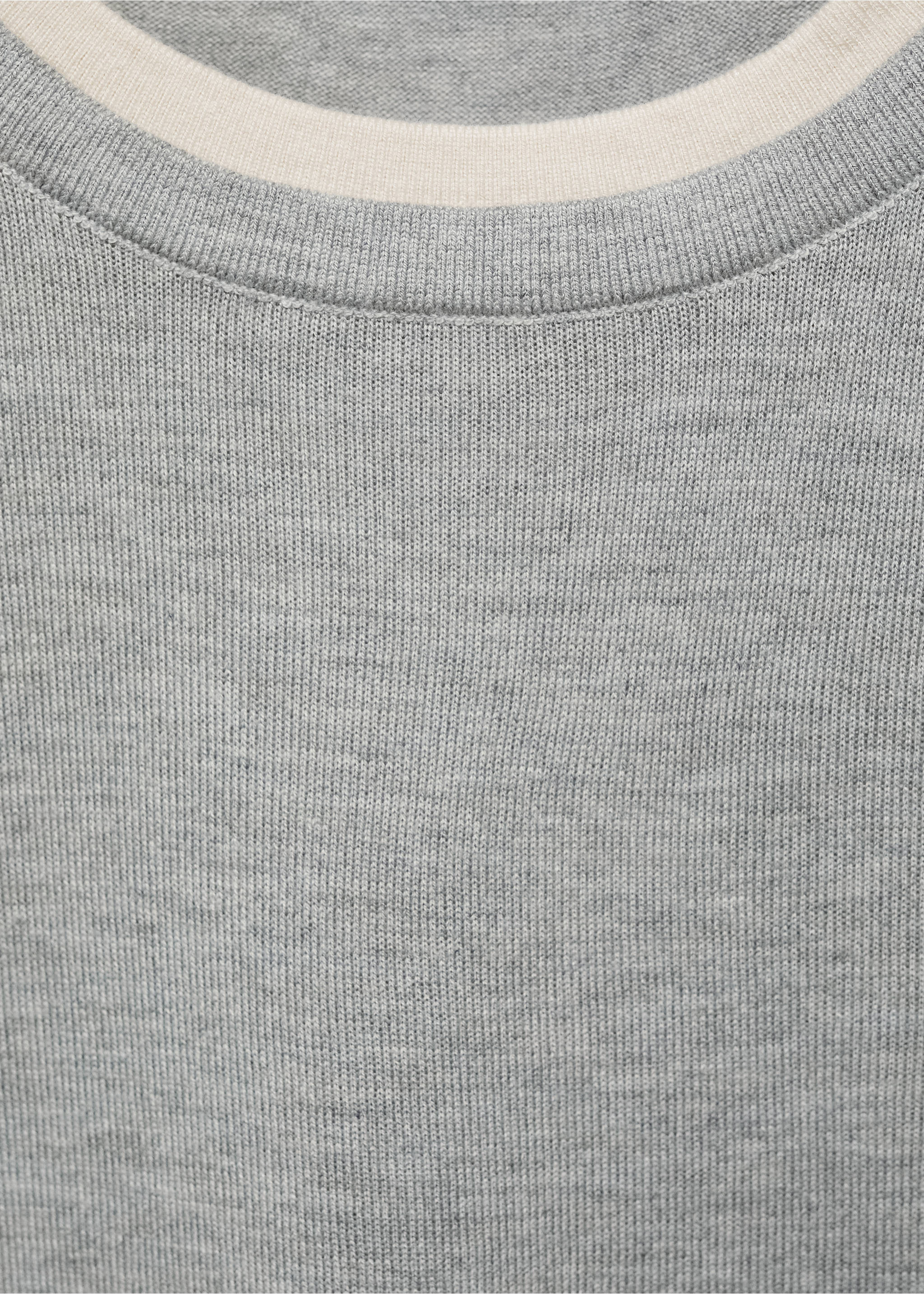 Pull-over maille fine liserés contrastés - Détail de l'article 8, Gris chiné clair. Ref: 77004766-00.