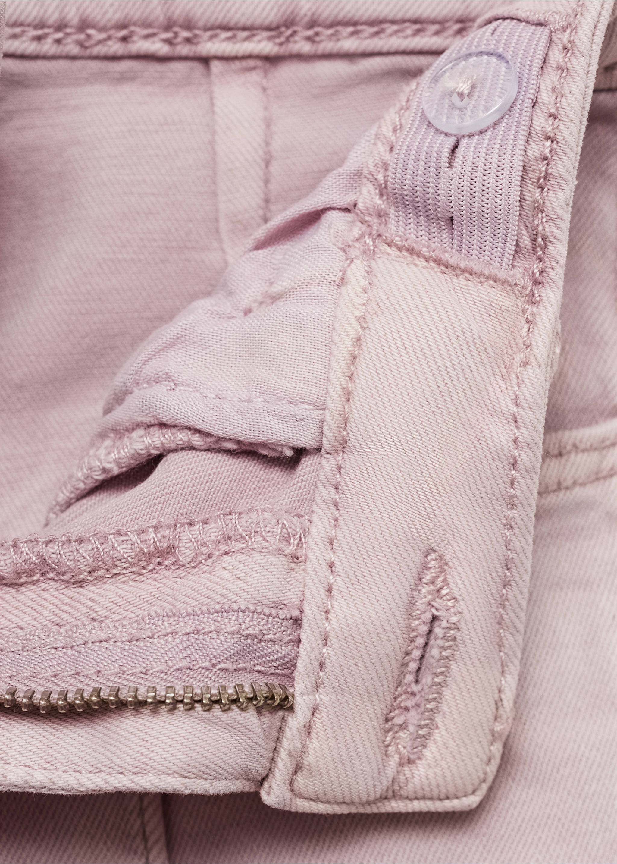 Flare džíny s dekorativními švy - Detail zboží 8, Světle/pastelově purpurová. Ref: 77004770-00.