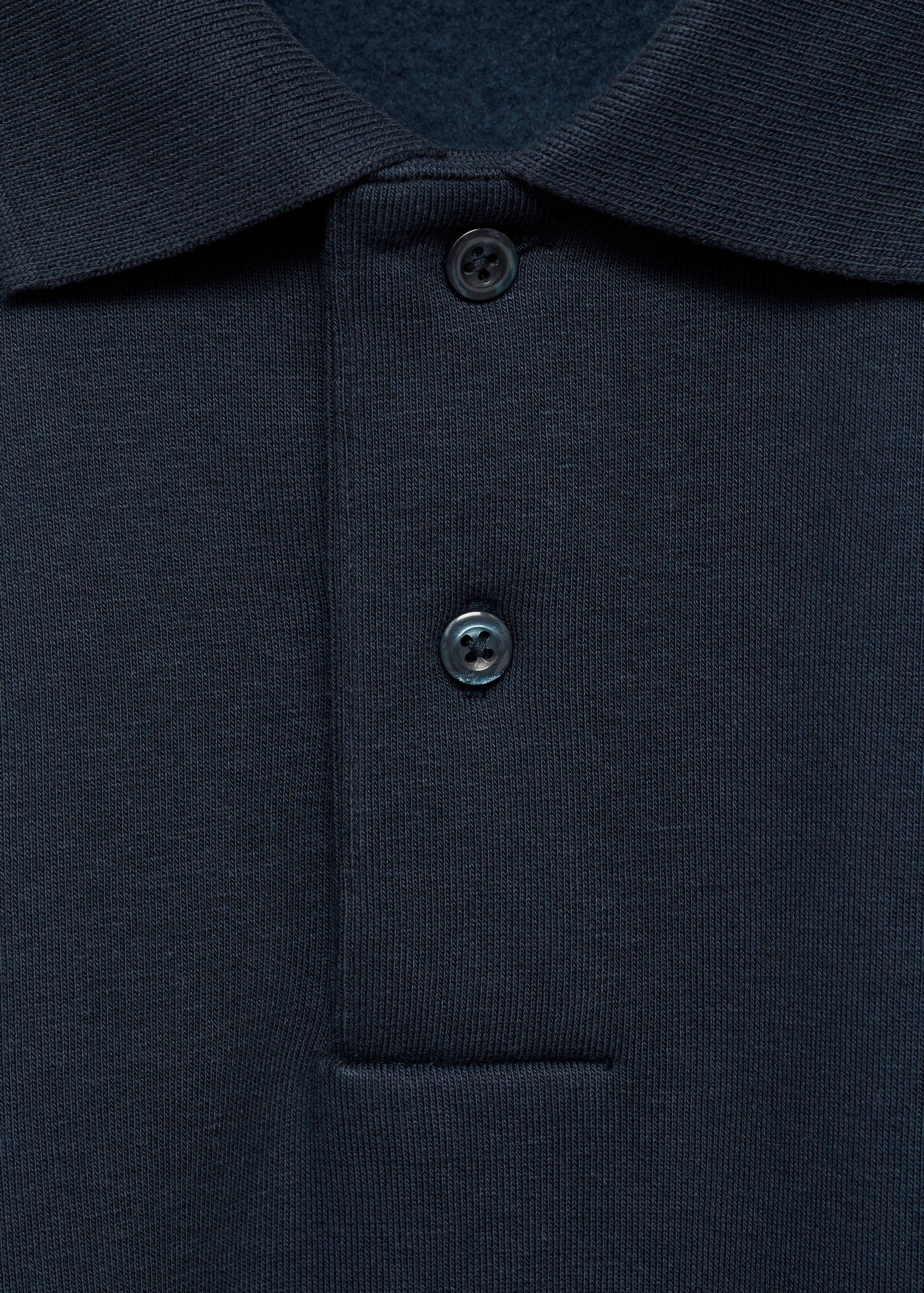 Polo sweatshirt with message - Details of the article 8