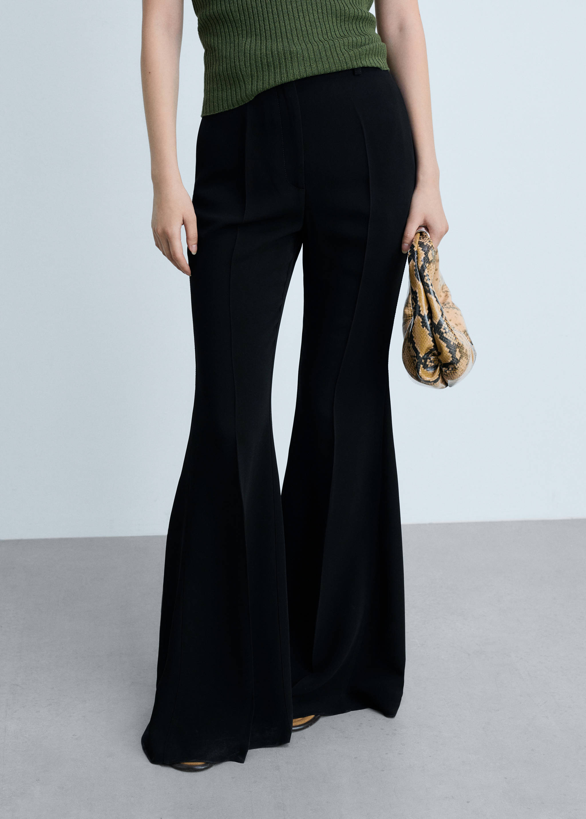 Maxi-flared pants - Medium plane