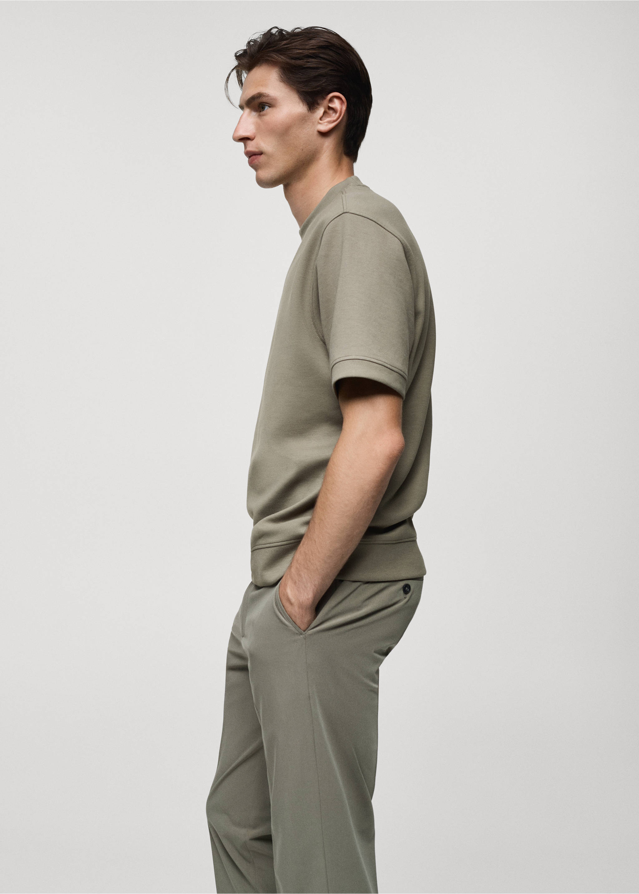 Regular-fit sweatshirt - Details of the article 2, Medium Green. Ref: 77005153-00.