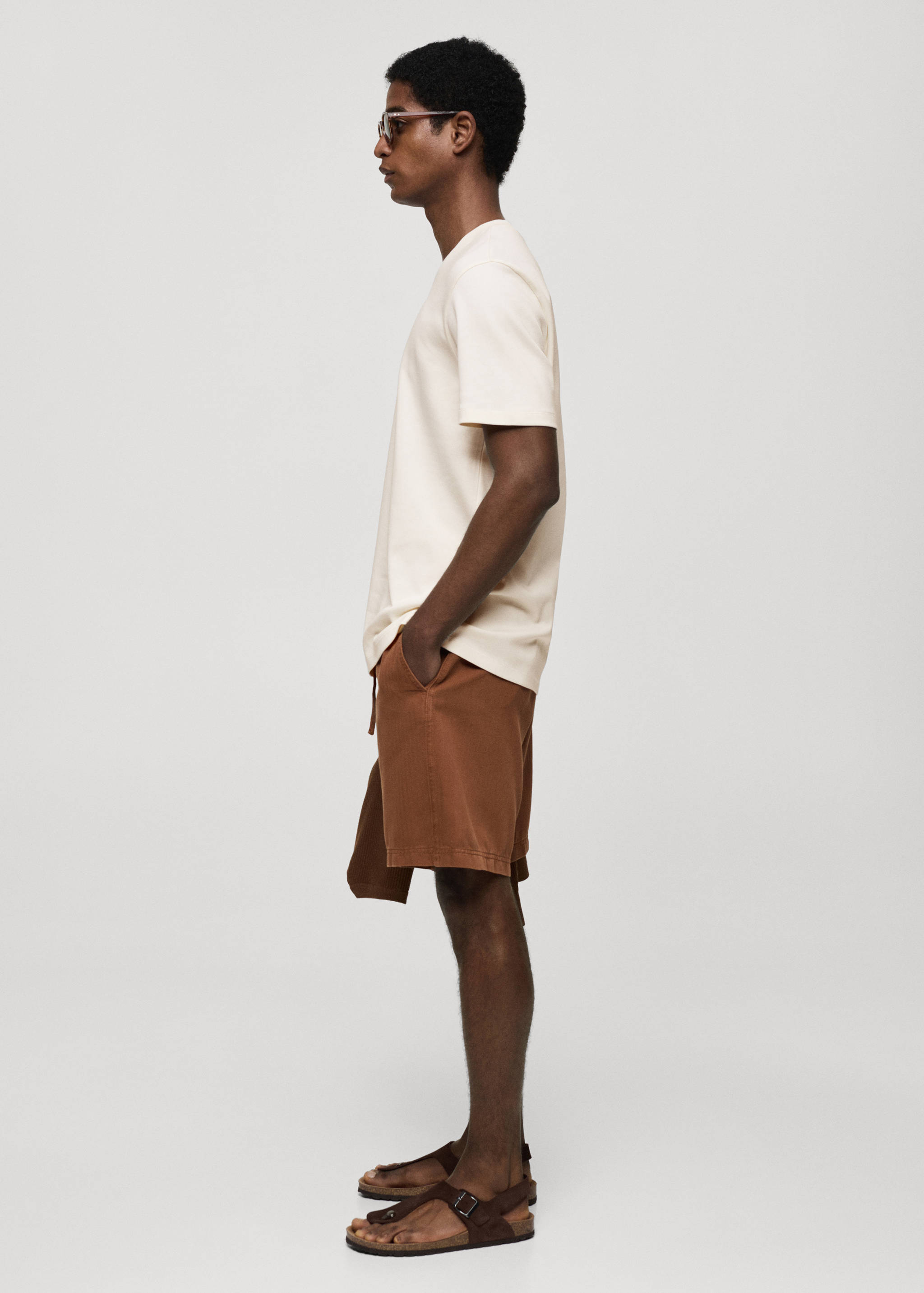 Camiseta regular fit 100% algodón - Detalle del artículo 2