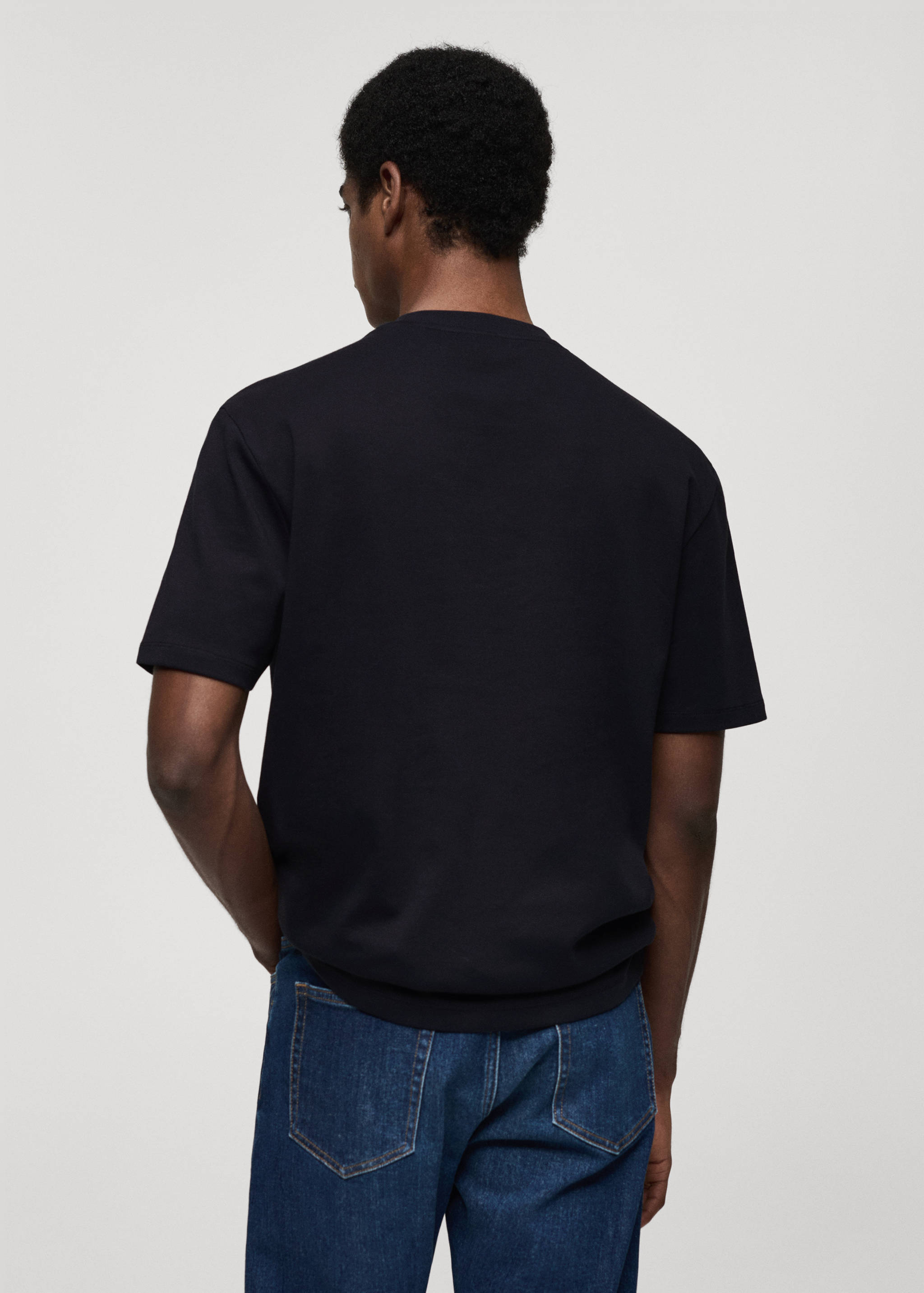 Camiseta regular fit 100% algodón - Reverso del artículo