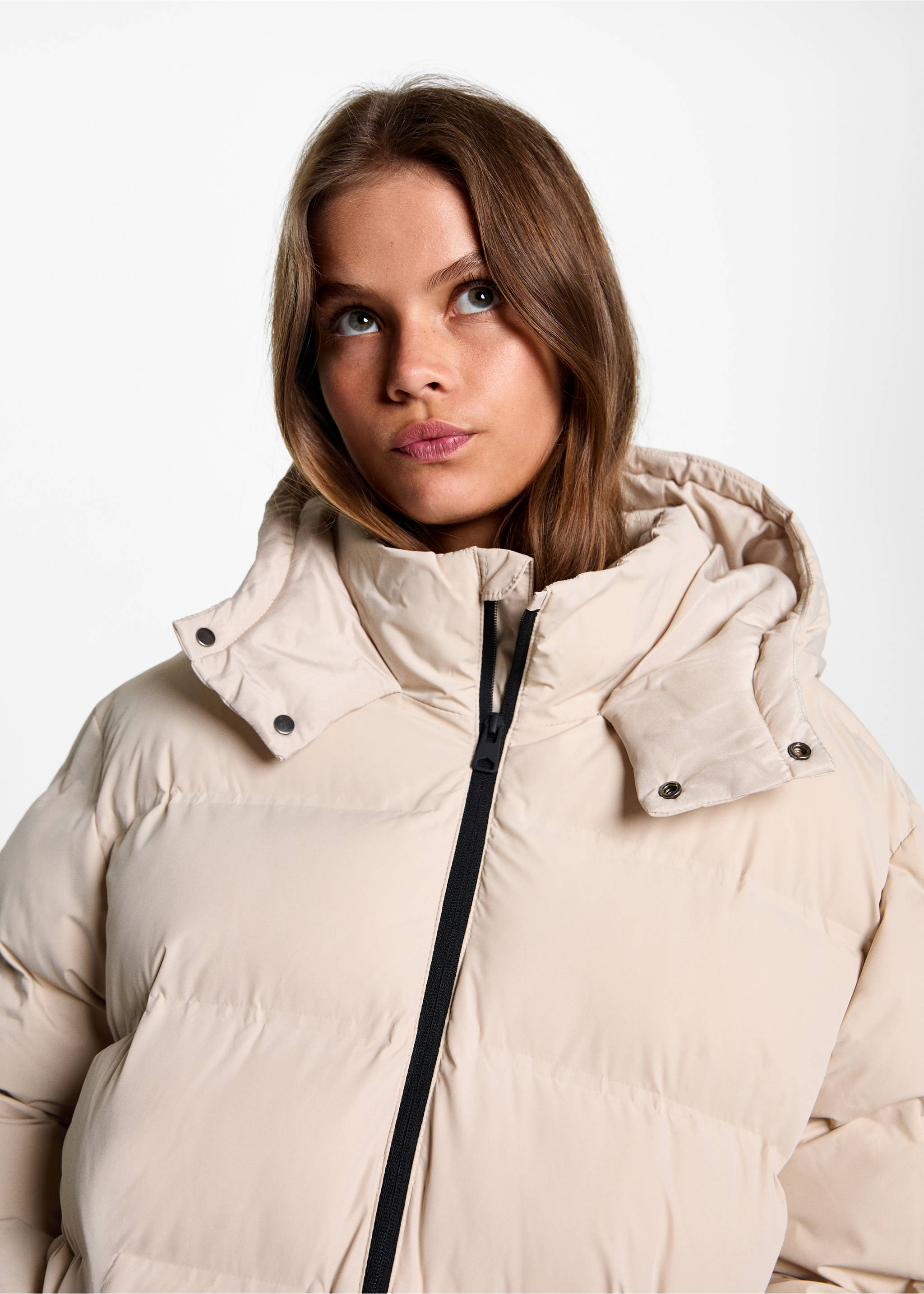 Langer Steppanorak - Detail des Artikels 1, Beige. Ref: 77005633-00.