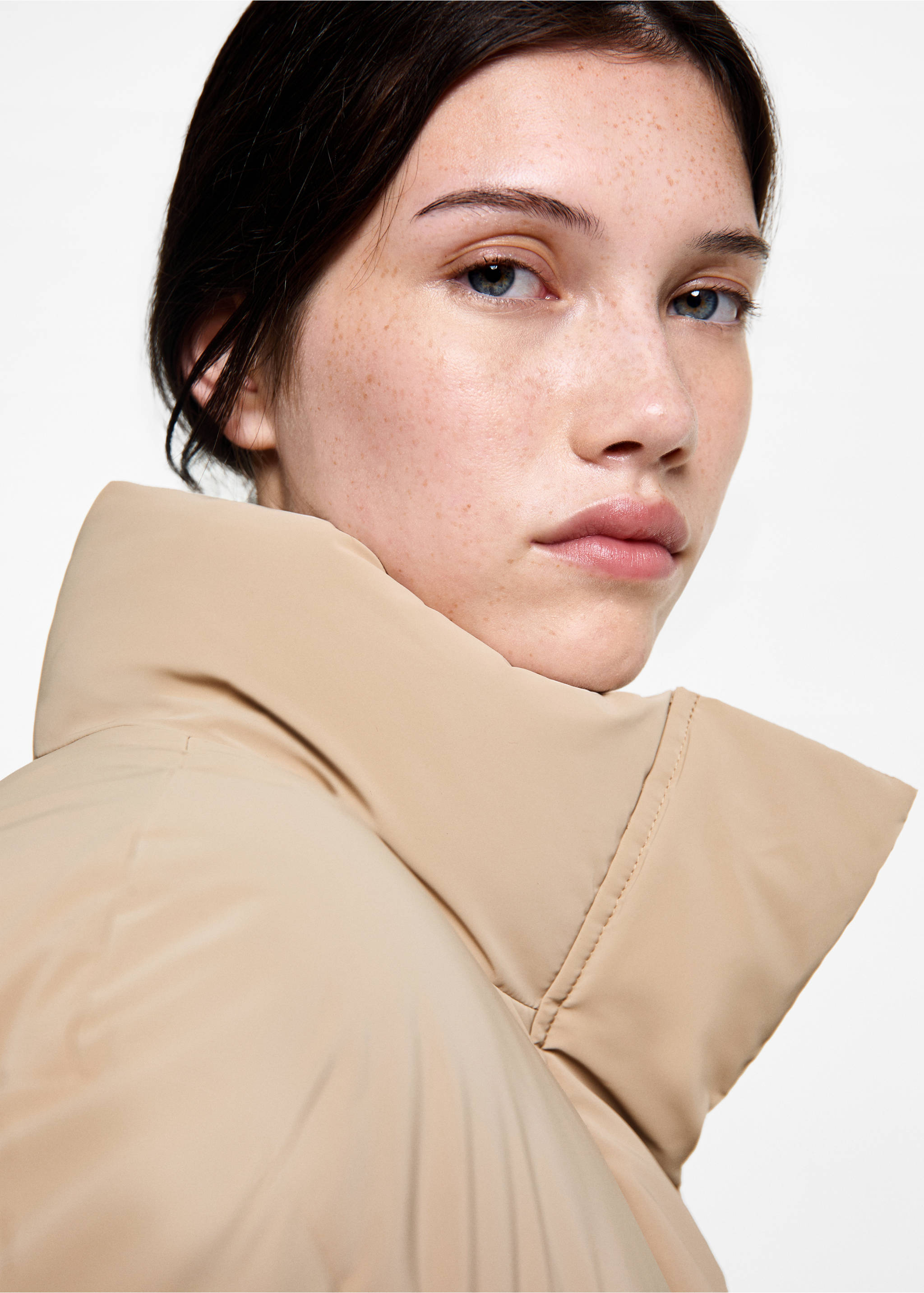 Wasserabweisende Steppjacke - Detail des Artikels 1, Beige. Ref: 77005635-00.