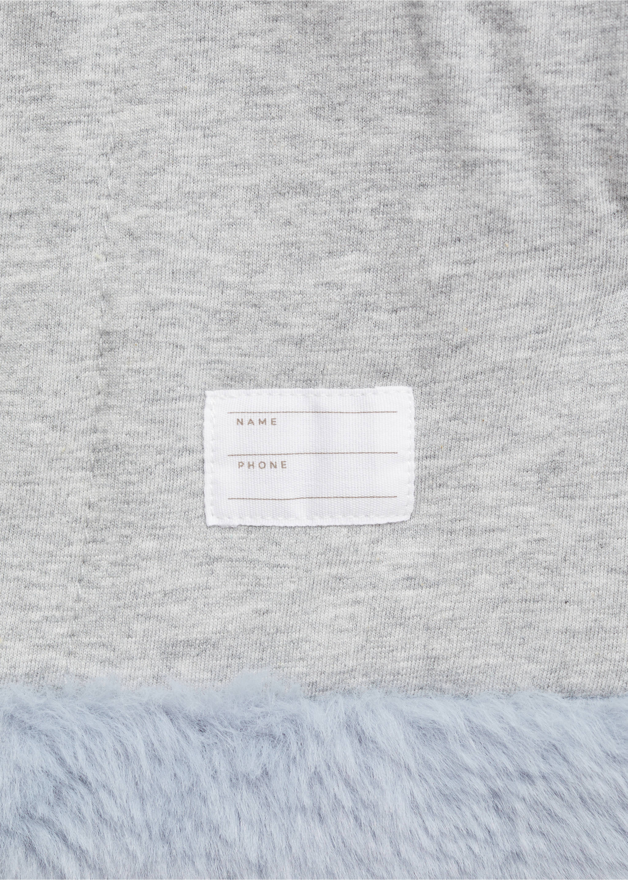 Jas met capuchon van imitatiebont - Detail van het artikel 0, Blauw. Ref: 77005636-00.