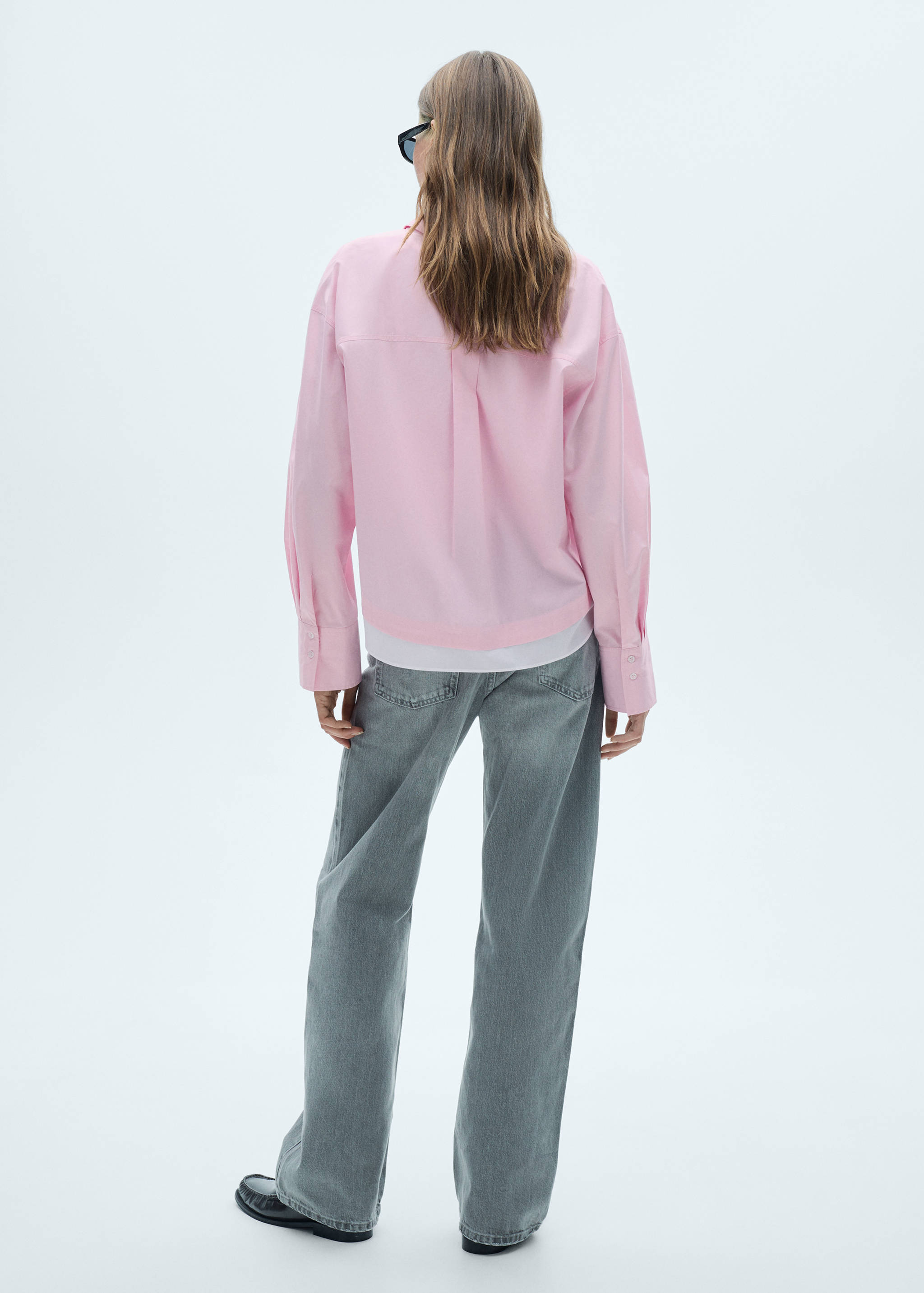 Oversized-Hemd mit Kontrastsaum - Rückseite des Artikels