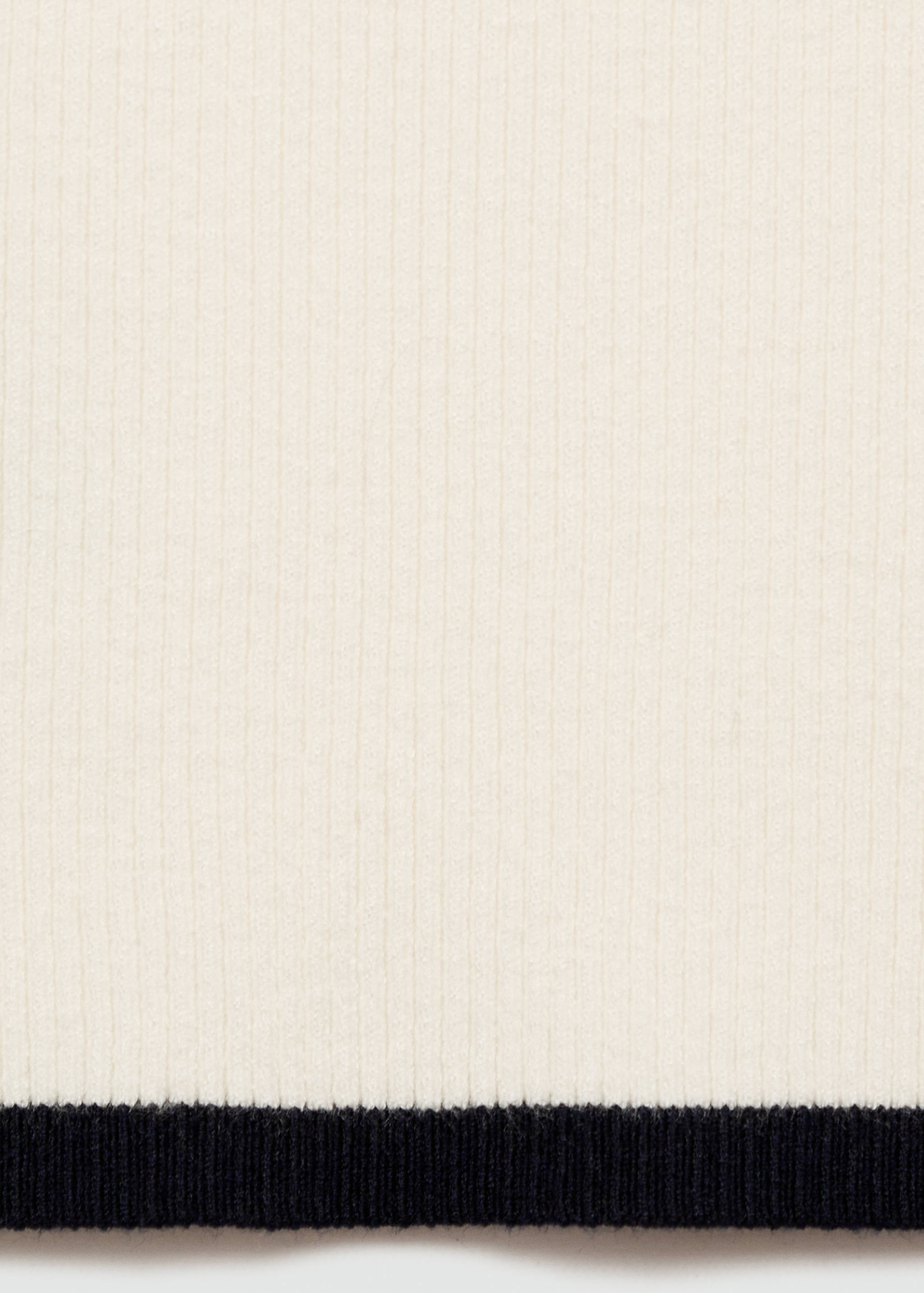 Gerippter Pullover mit halbhohem Kragen - Detail des Artikels 0