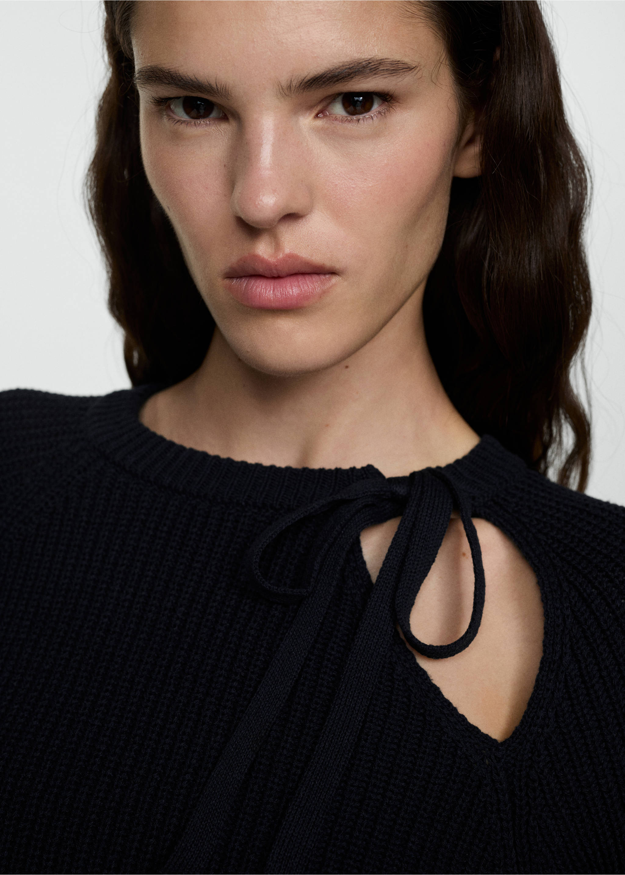 Cut-out knitted sweater - Details of the article 1, Dark Navy. Ref: 77005670-00.