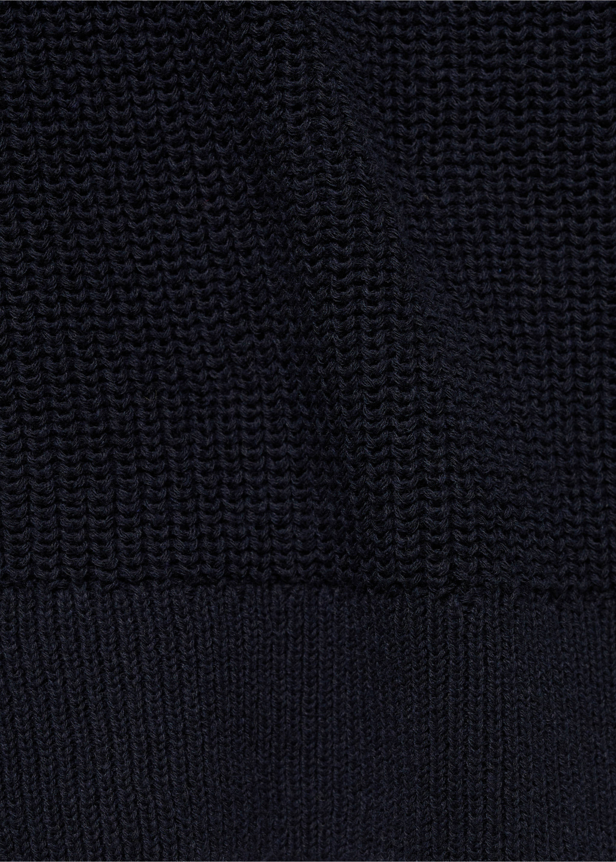 Cut-out knitted sweater - Details of the article 0, Dark Navy. Ref: 77005670-00.