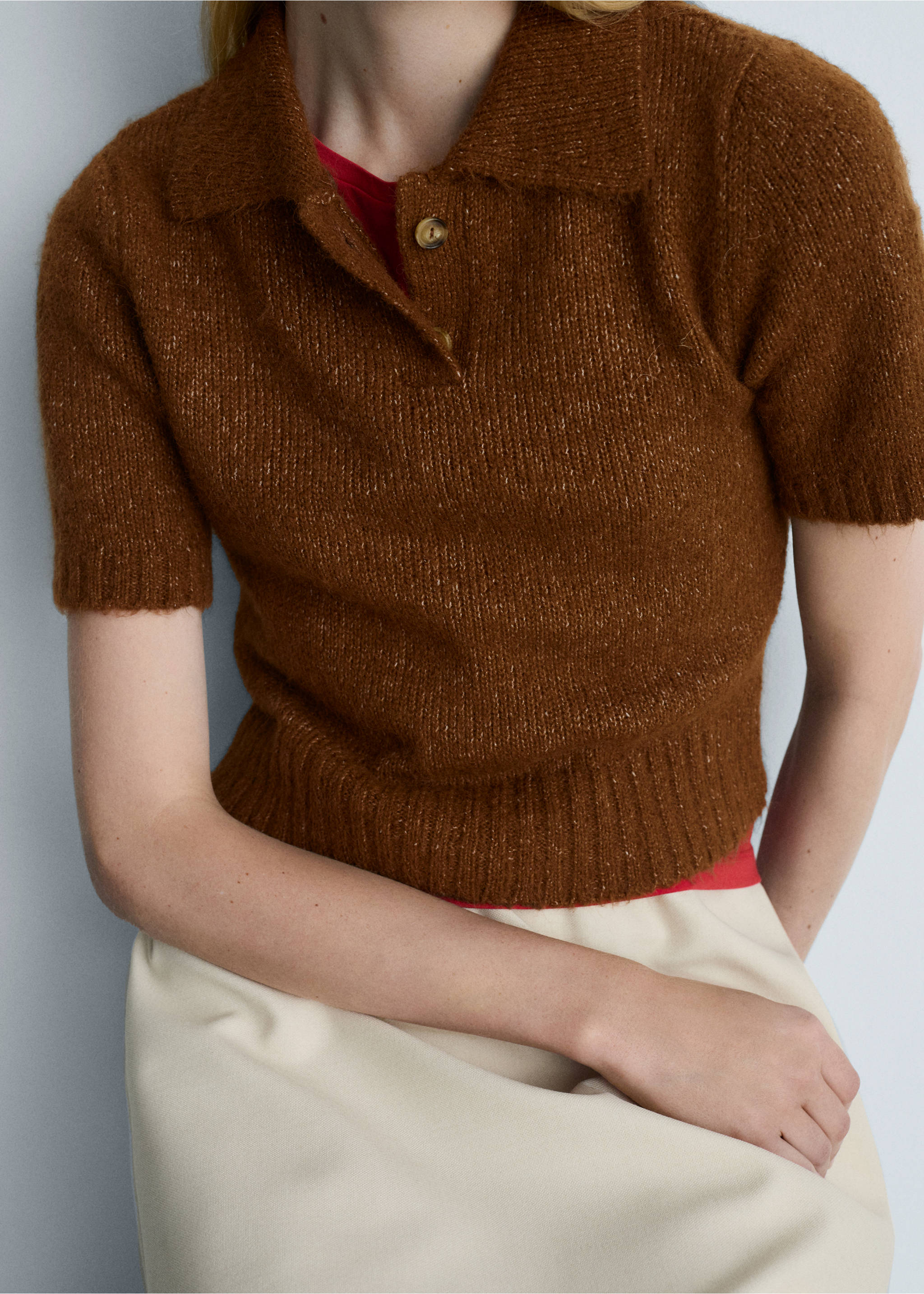 Knitted polo shirt with ribbed details - Details of the article 6, Brown. Ref: 77005676-00.