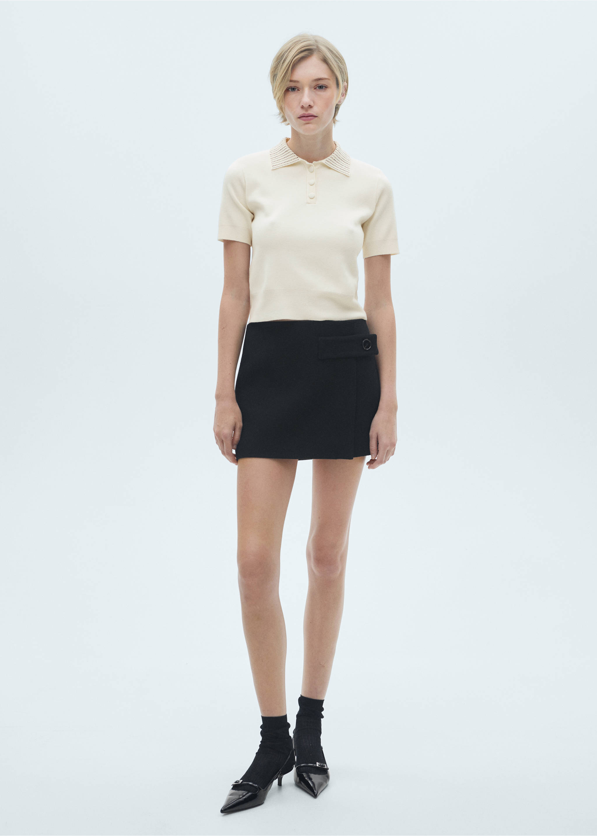 Knitted polo shirt with rhinestone collar - General plane, Ecru. Ref: 77005680-00.