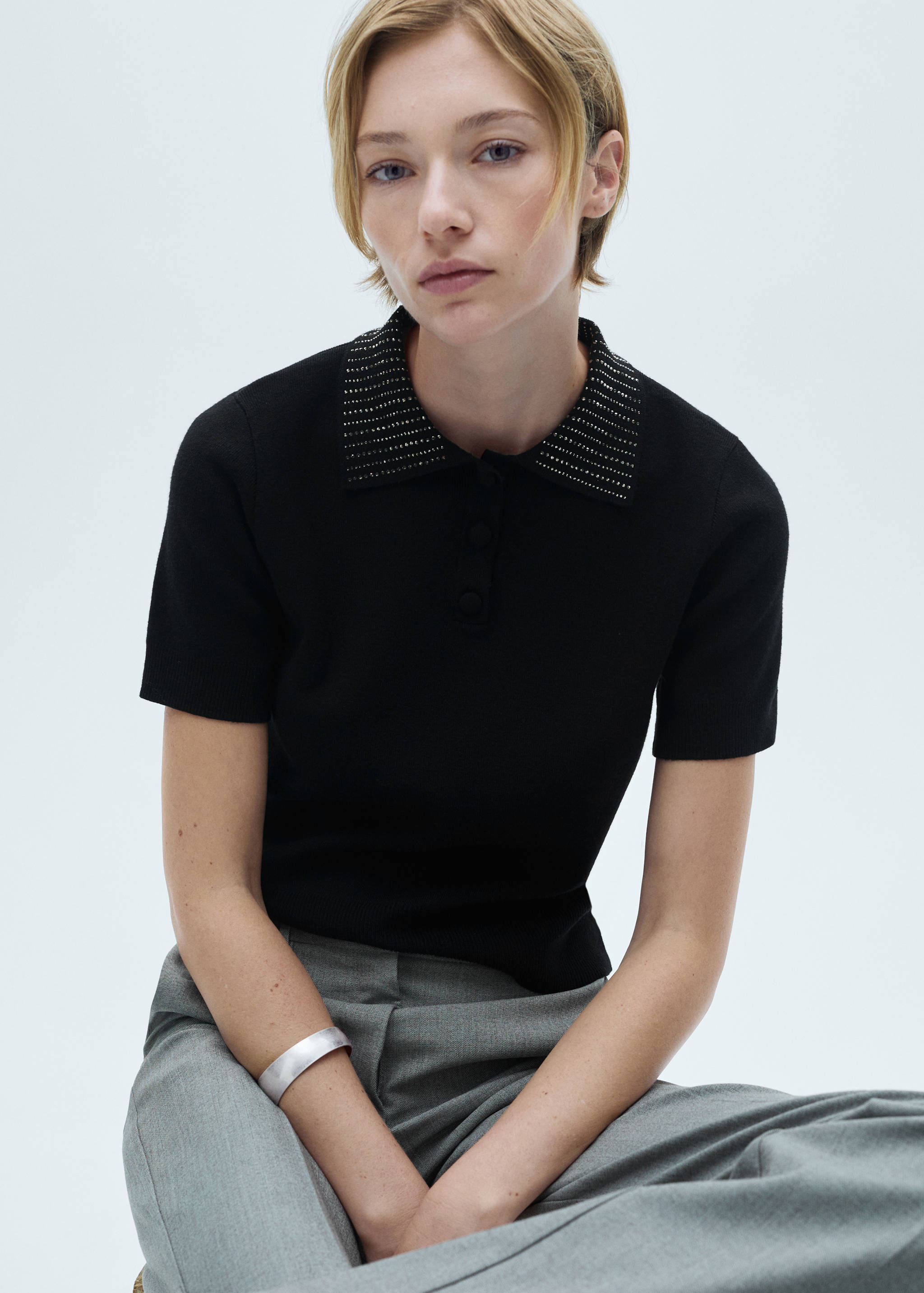 Knitted polo shirt with rhinestone collar - Details of the article 1