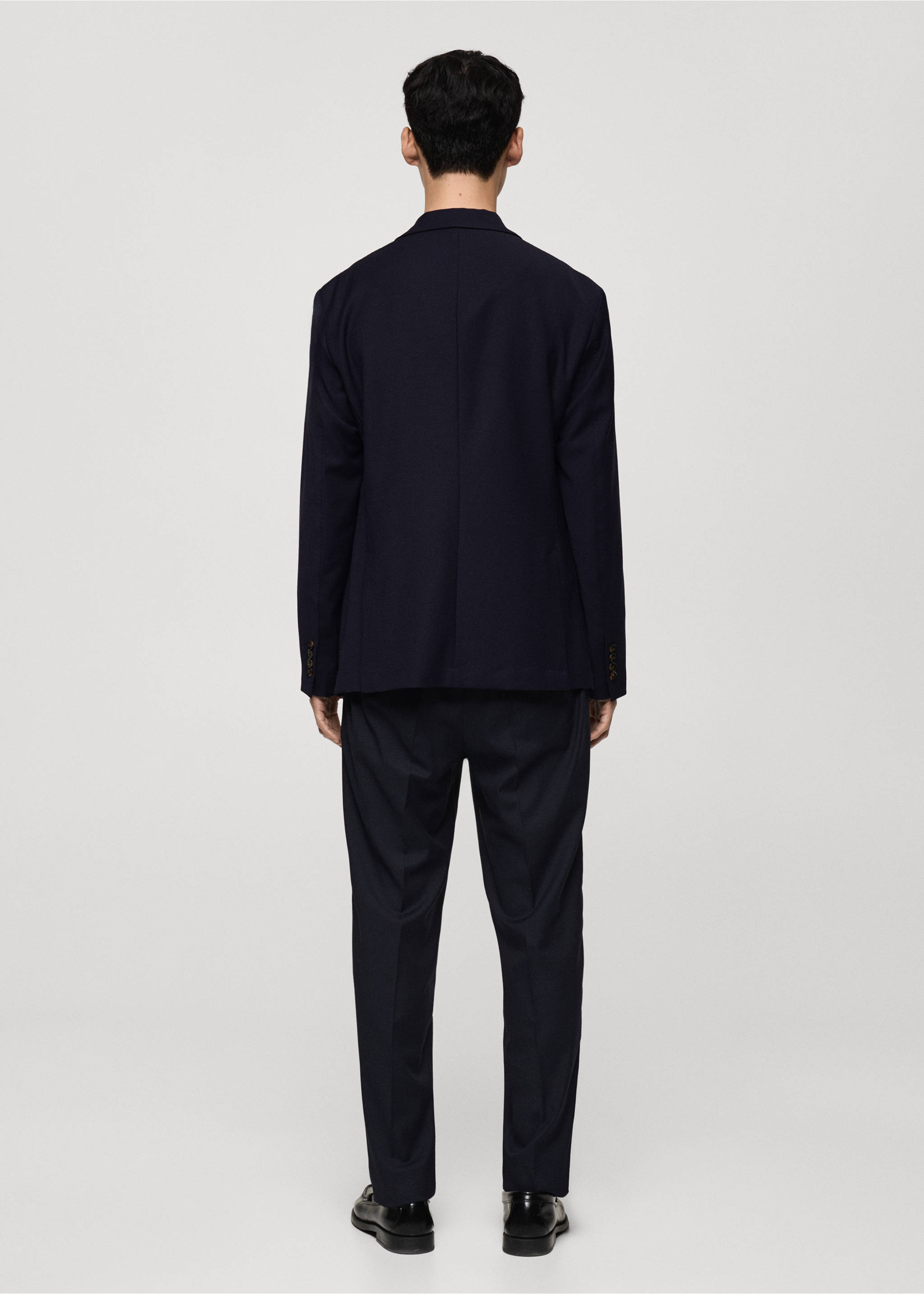 Blazer de lã slim fit com bolsos - Verso do artigo, Azul-marinho escuro. Ref: 77005975-00.