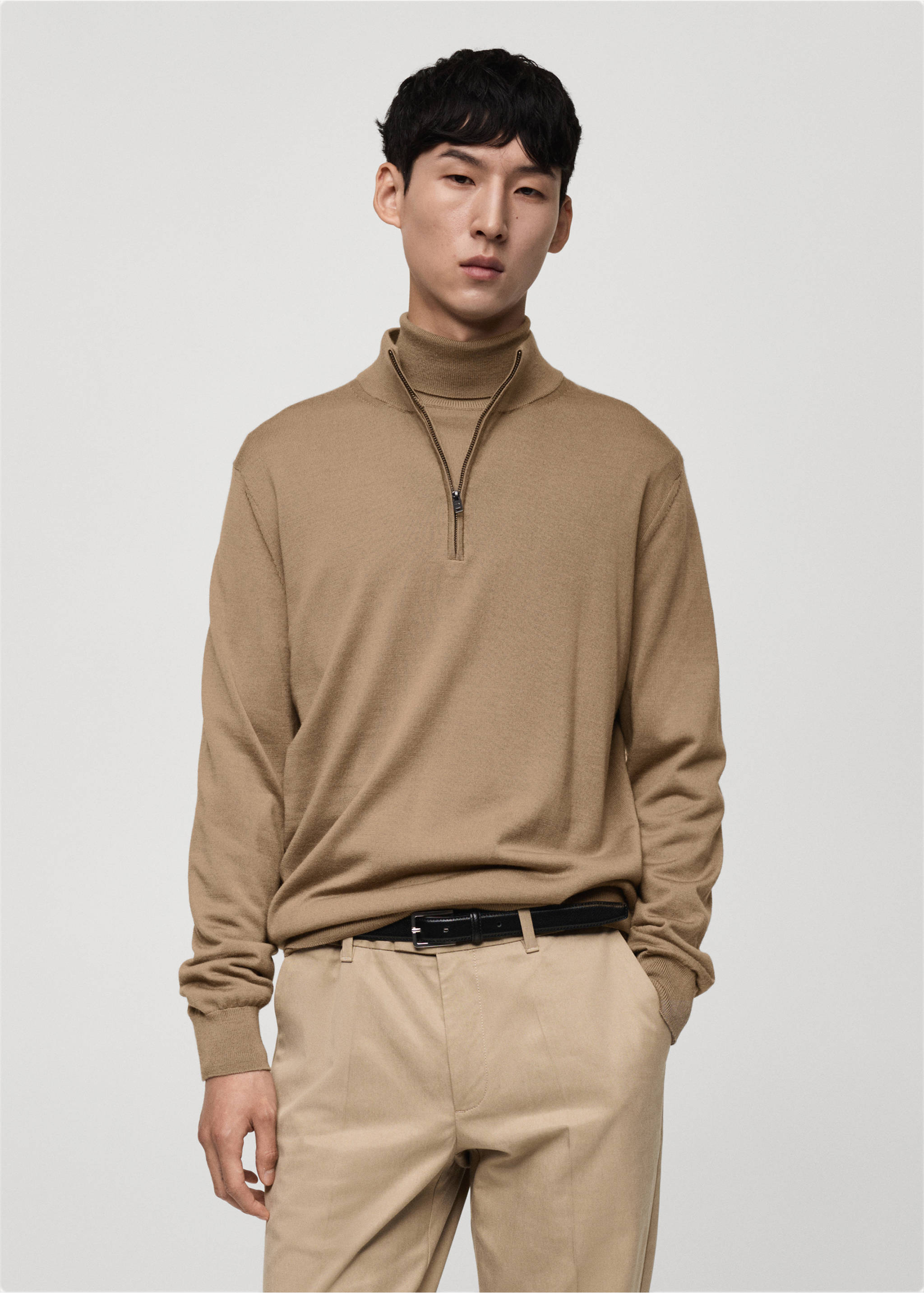 100% merino wool sweater with zip-neck - Medium plane, Sand. Ref: 77005979-00.